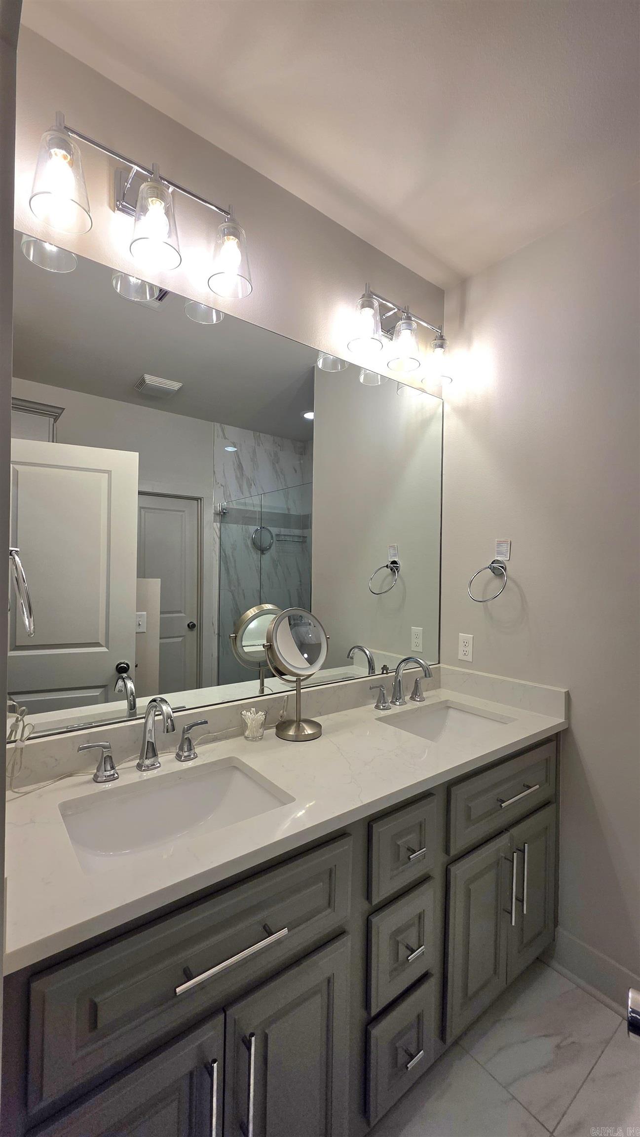 GIBRALTER HGTS - Residential