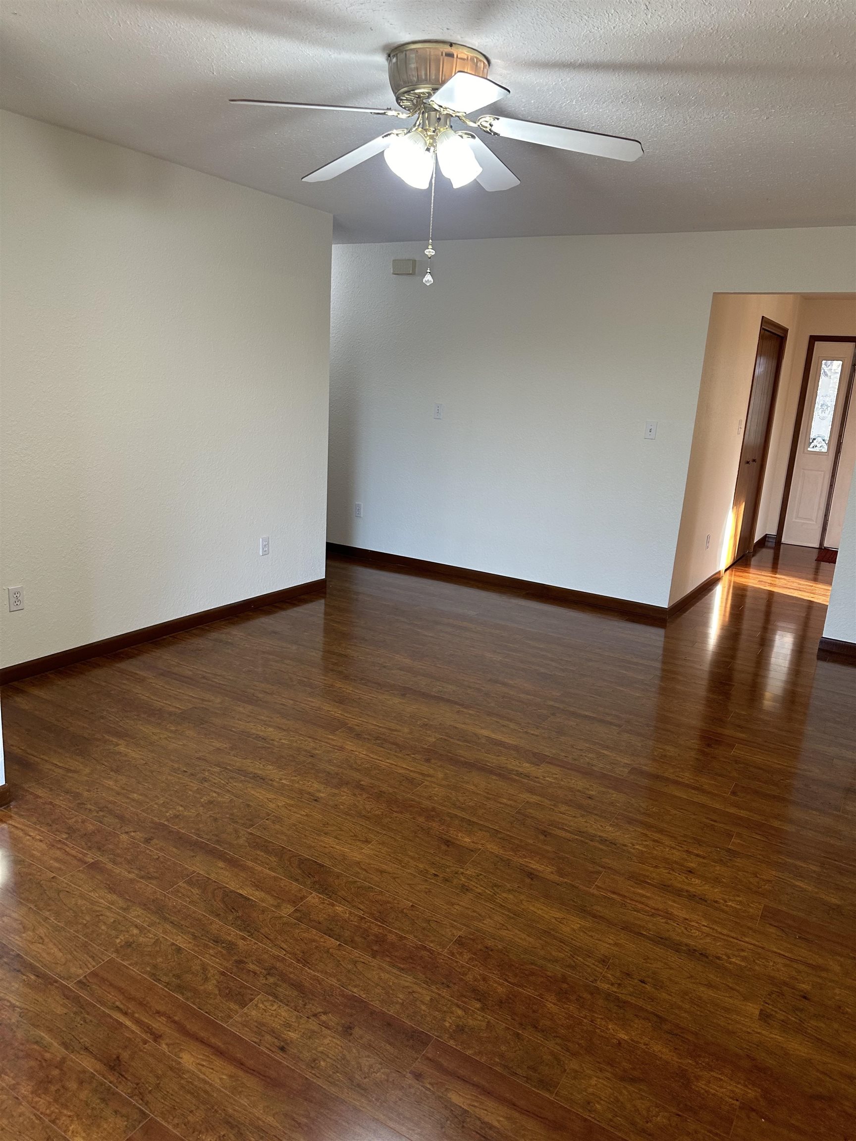 Dakota Second - Residential