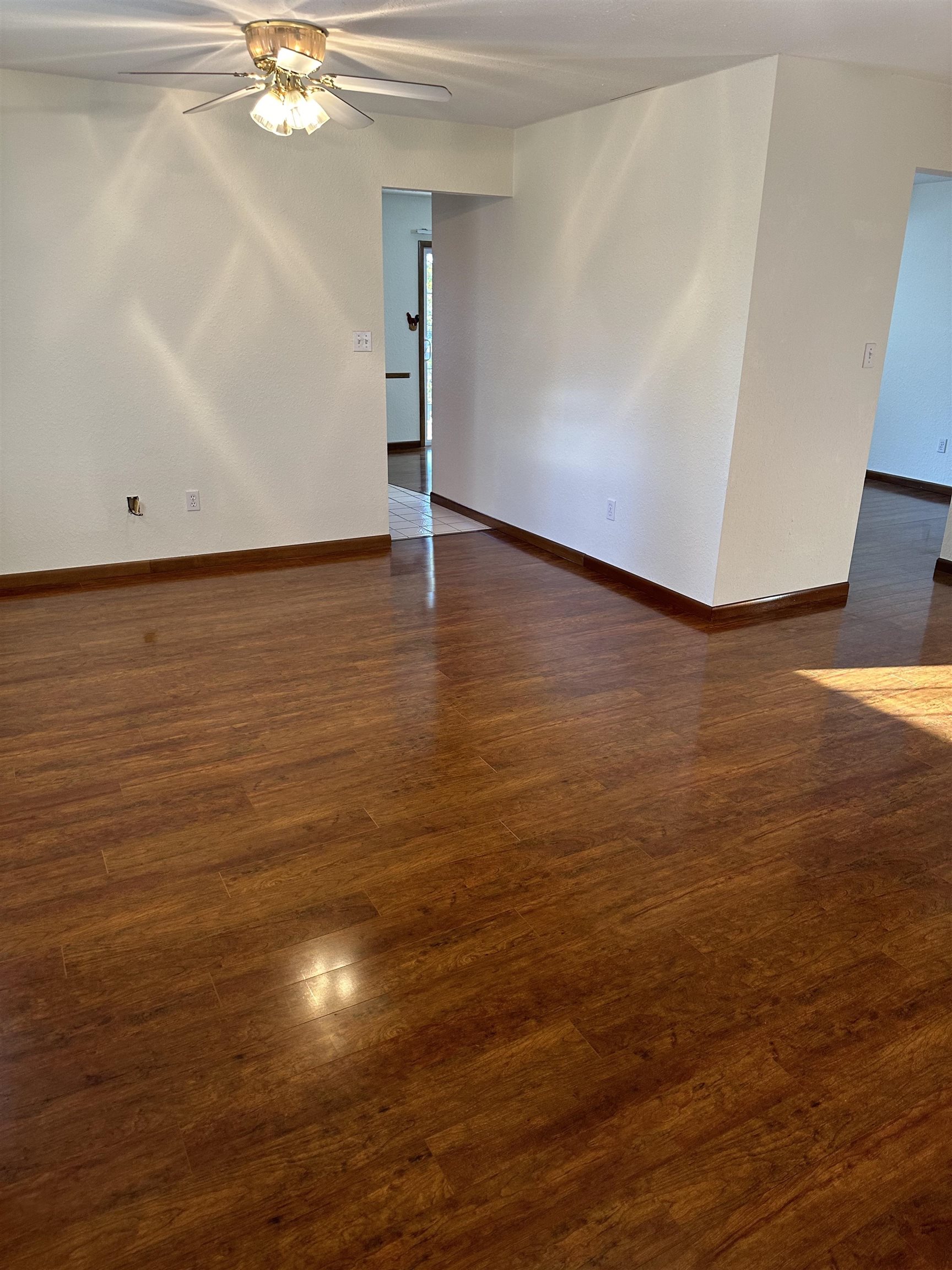 Dakota Second - Residential