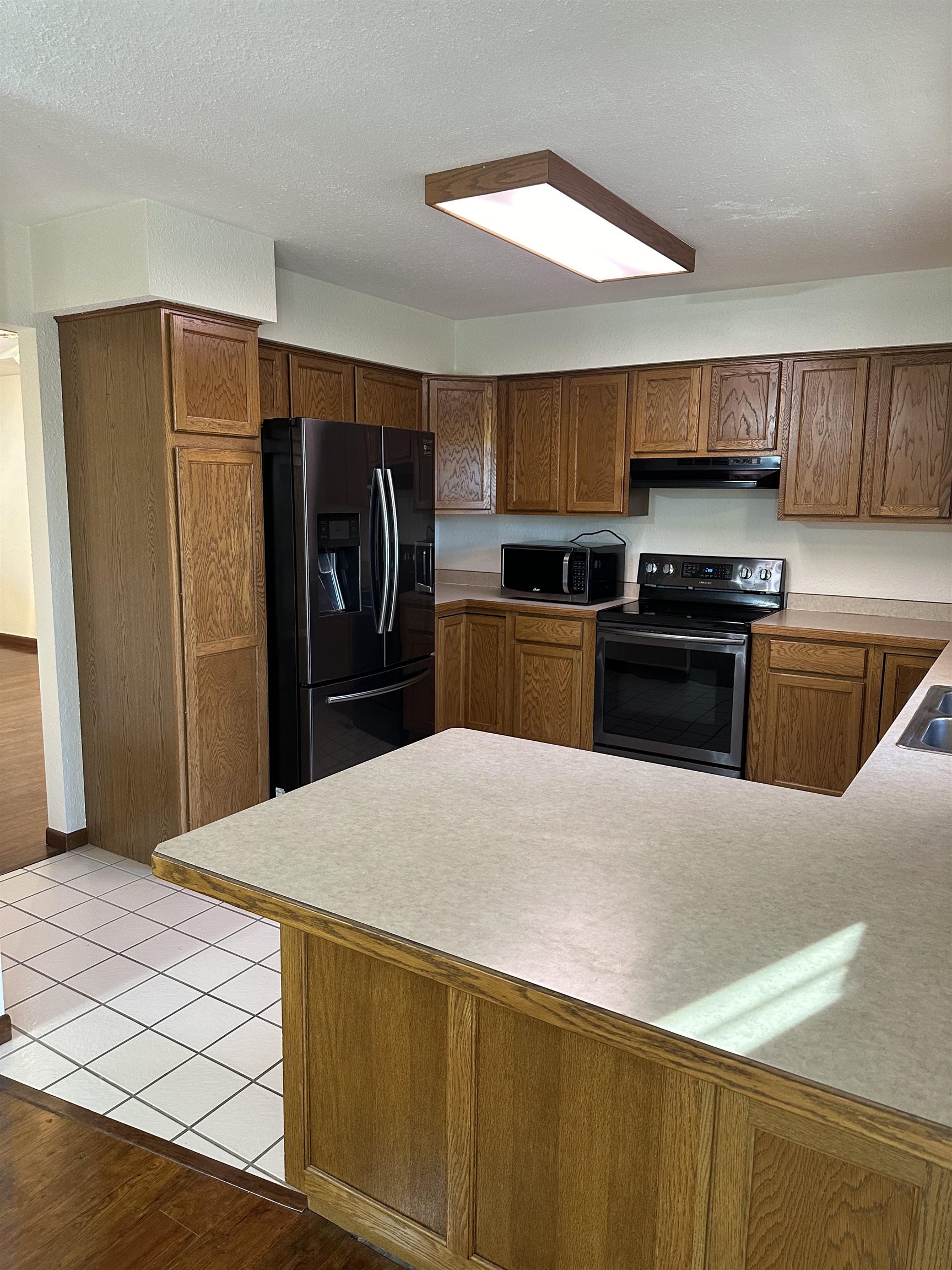 Dakota Second - Residential