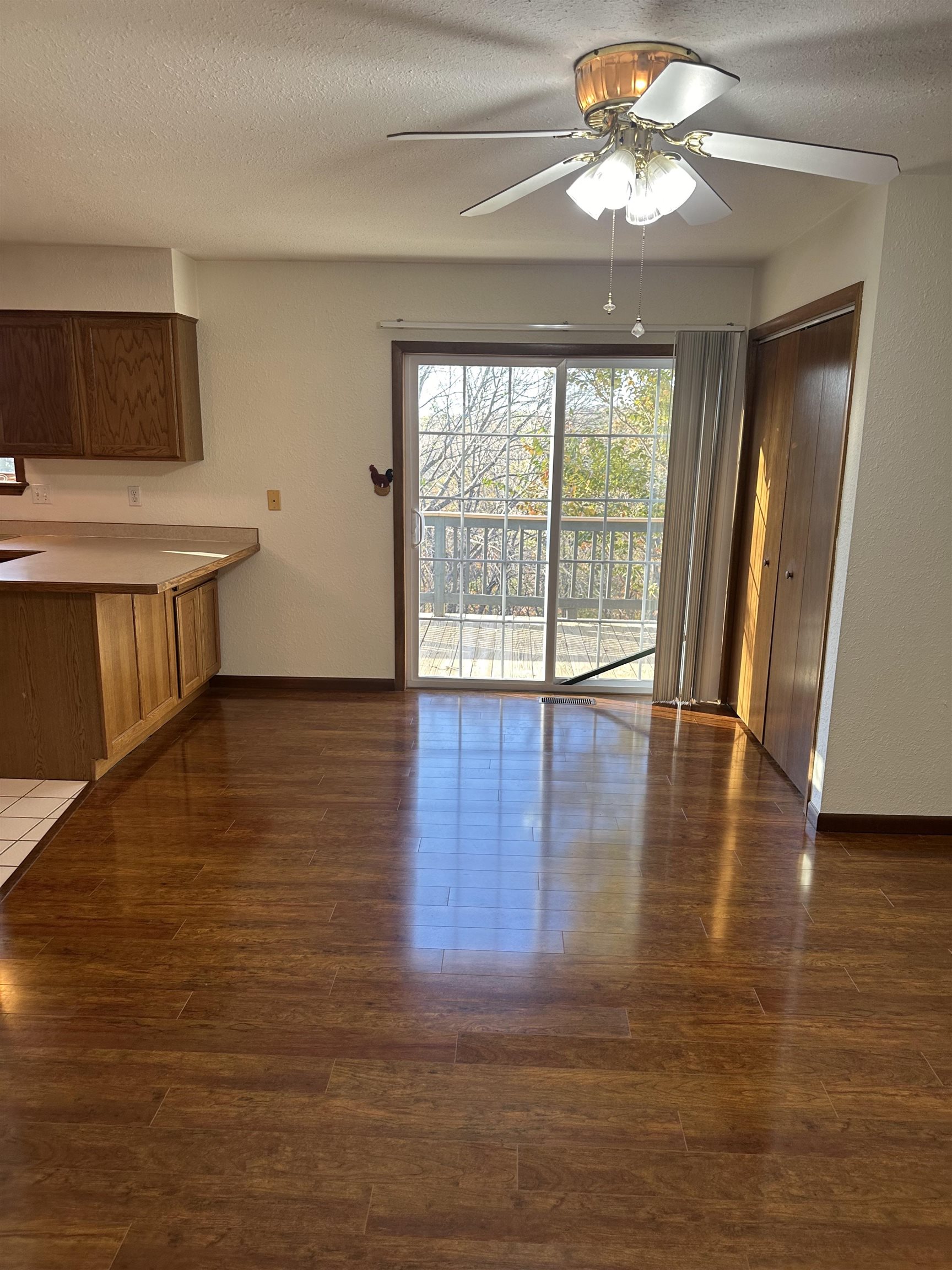 Dakota Second - Residential