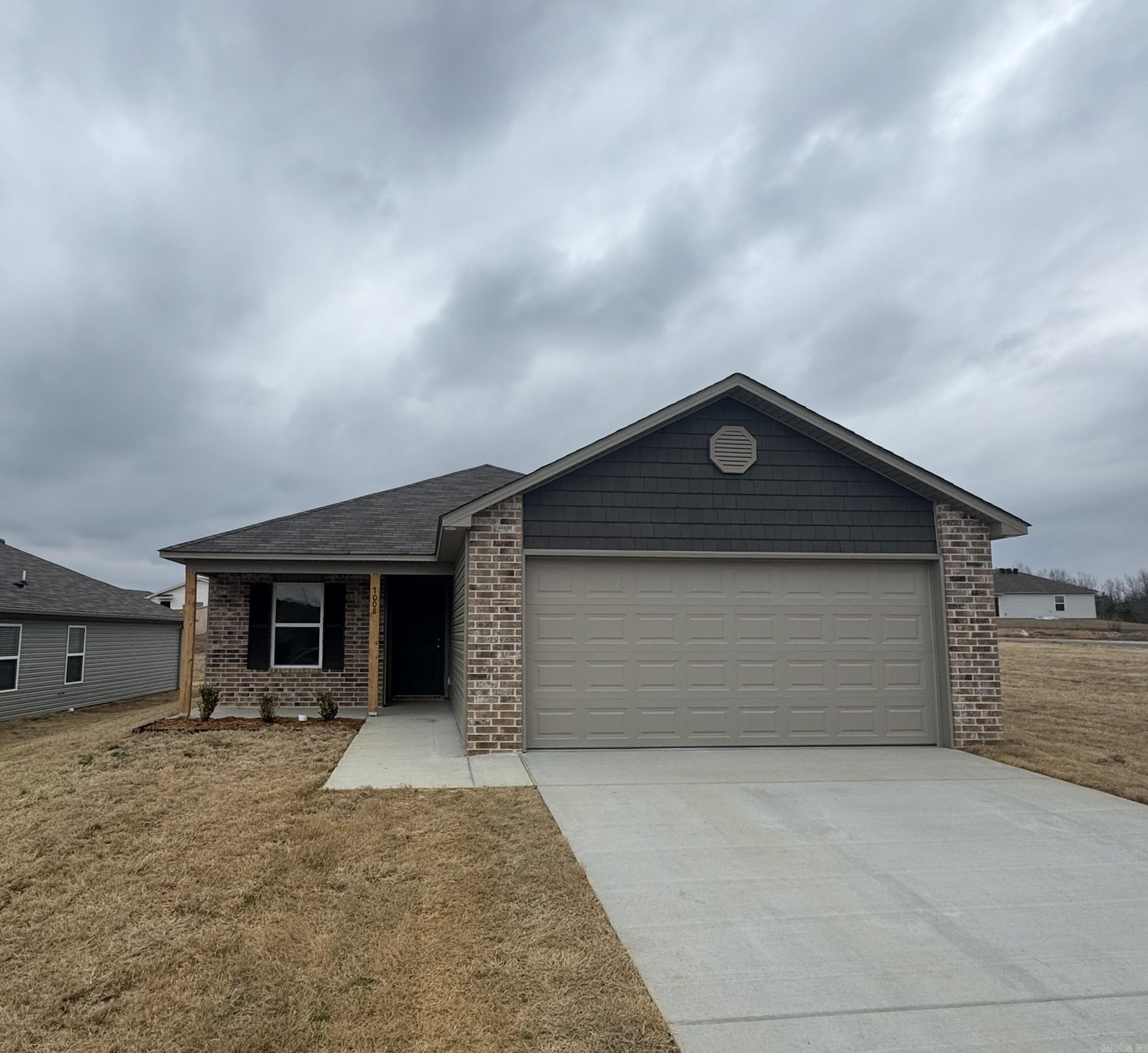 THE MEADOWS - Residential