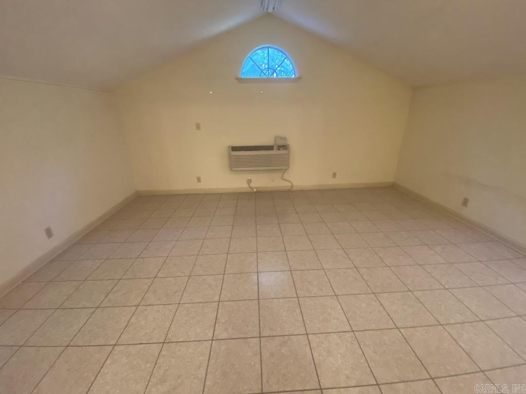 Canal Gardens - Residential