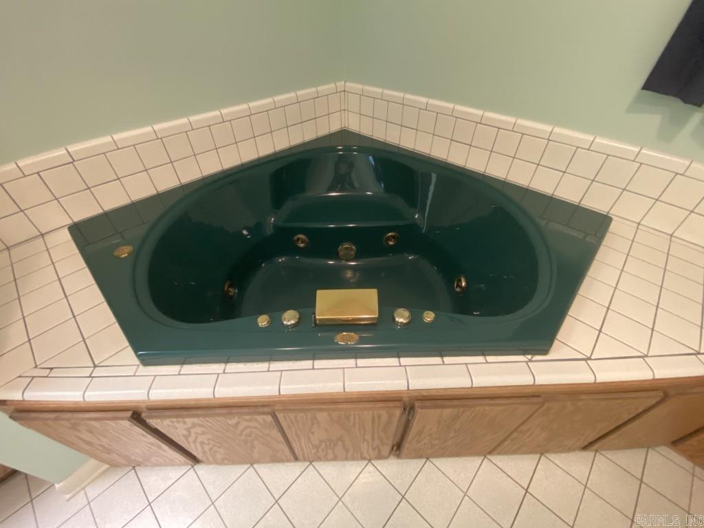 Canal Gardens - Residential