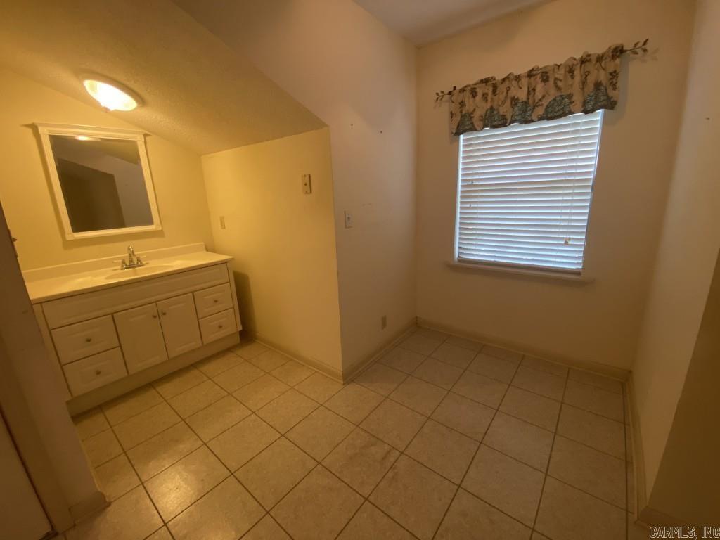 Canal Gardens - Residential