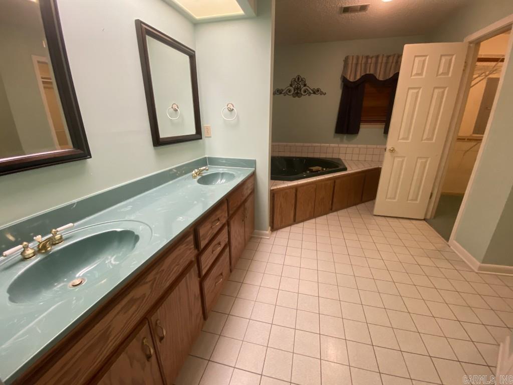 Canal Gardens - Residential