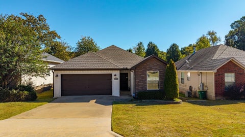 Photo of 615 Gamble Road, Little Rock, AR 72211 (MLS # 26042962)