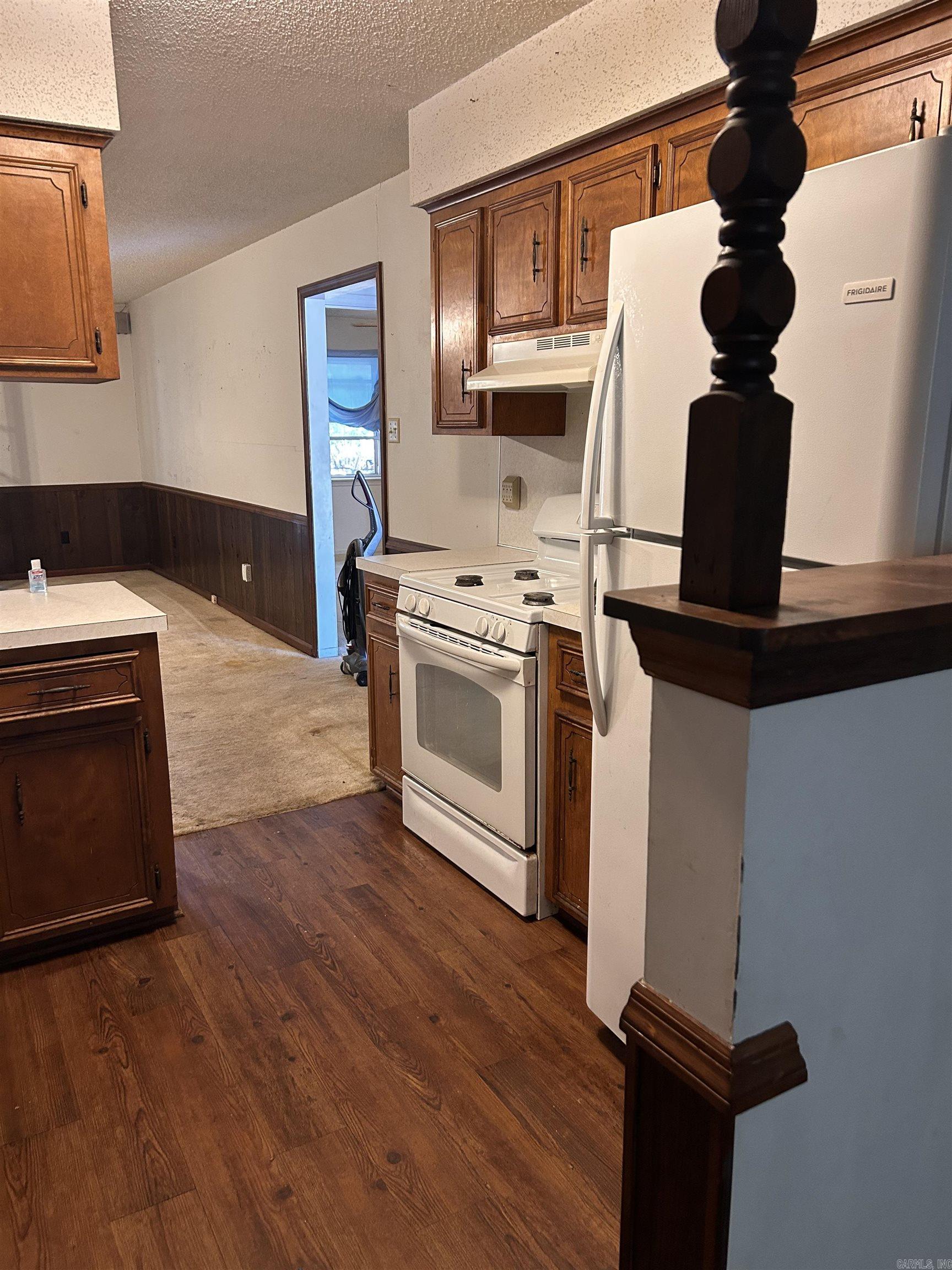 Springhill Manor West - Residential