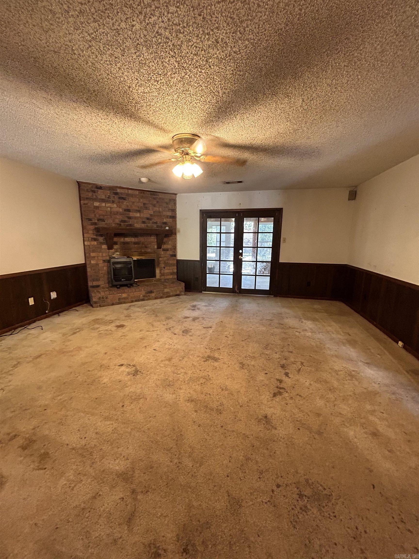 Springhill Manor West - Residential