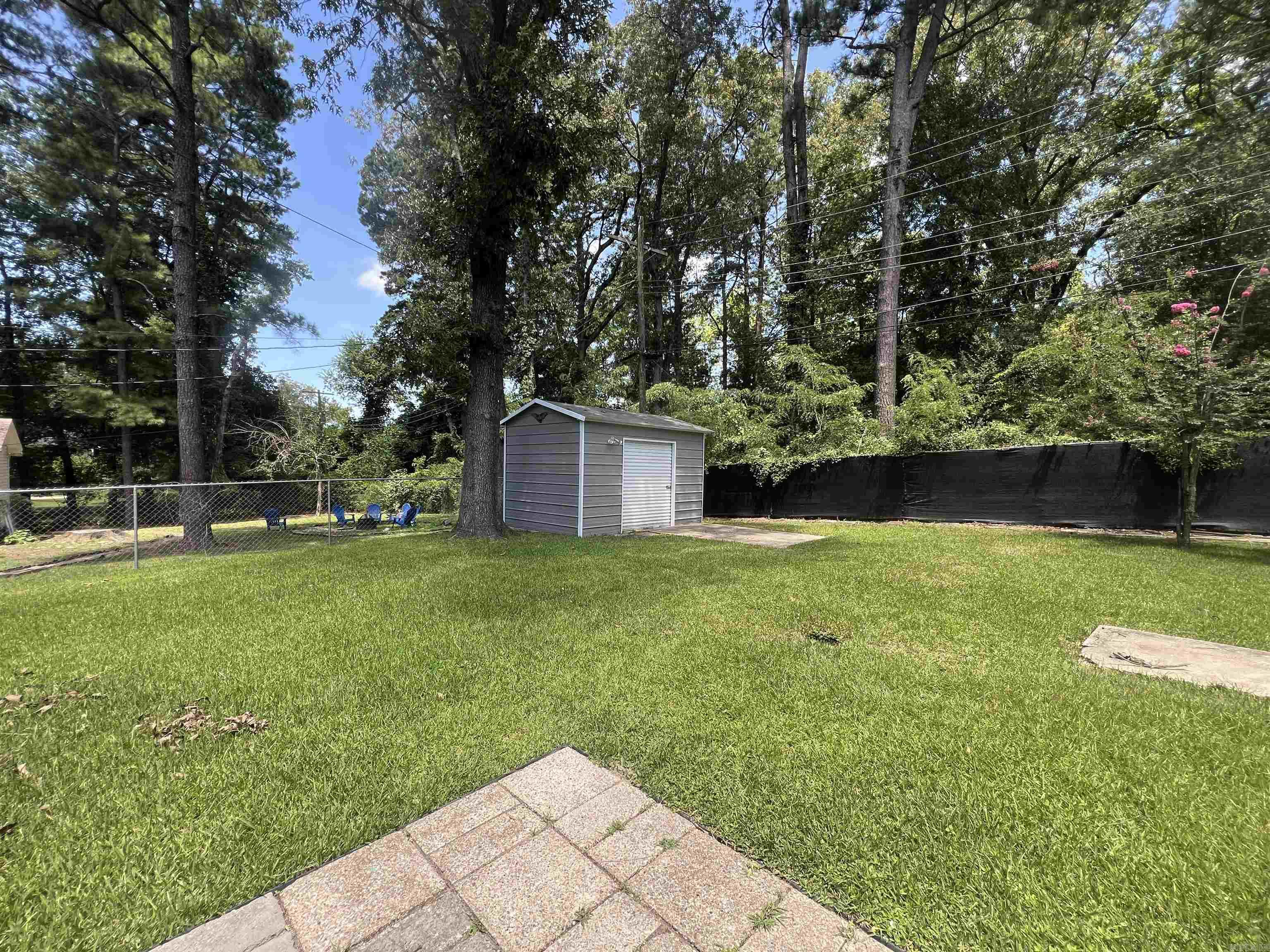 WEST THOMPSON HEIGHTS - Residential