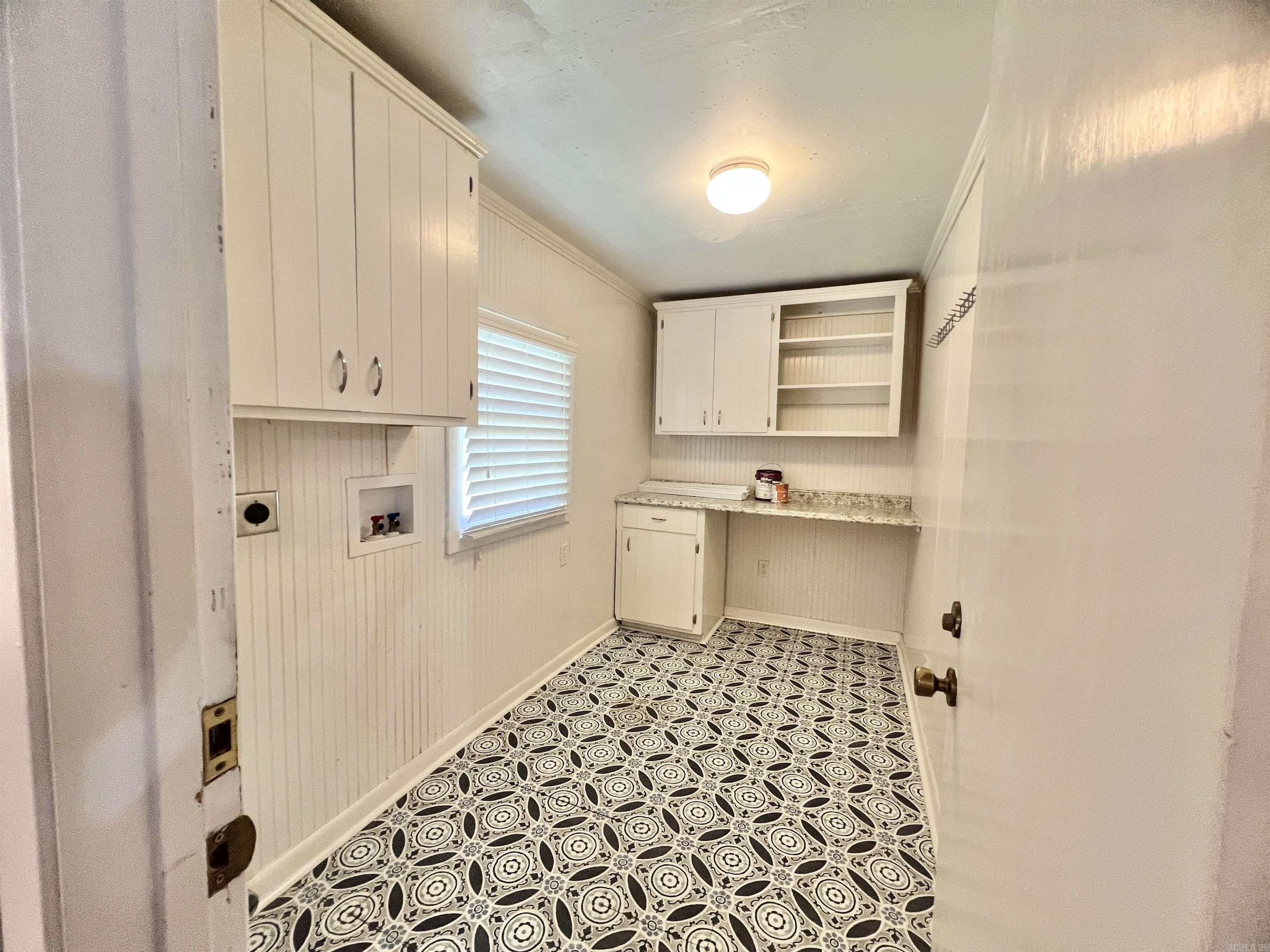 WEST THOMPSON HEIGHTS - Residential