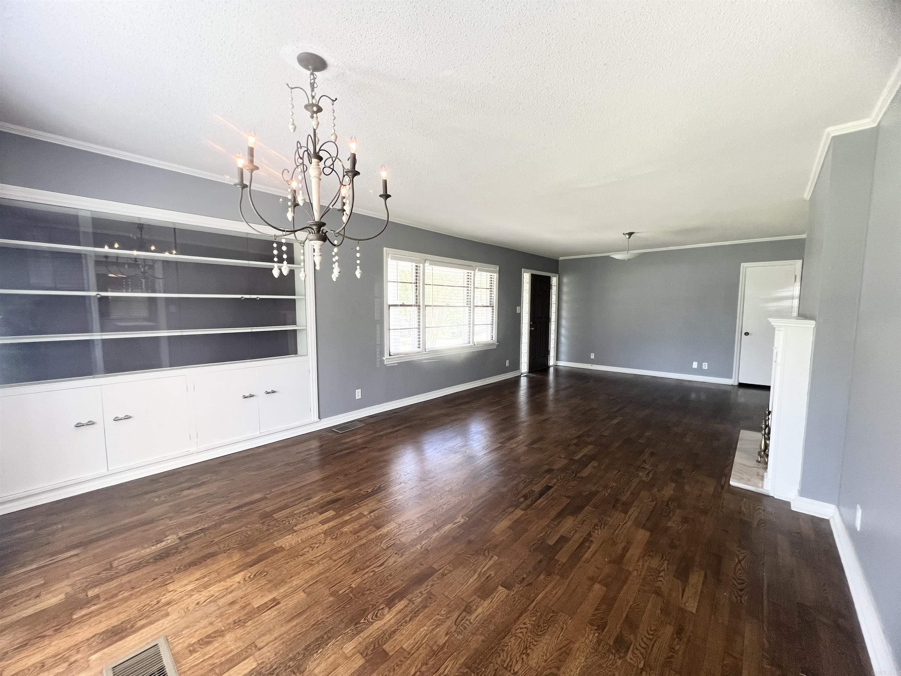 WEST THOMPSON HEIGHTS - Residential