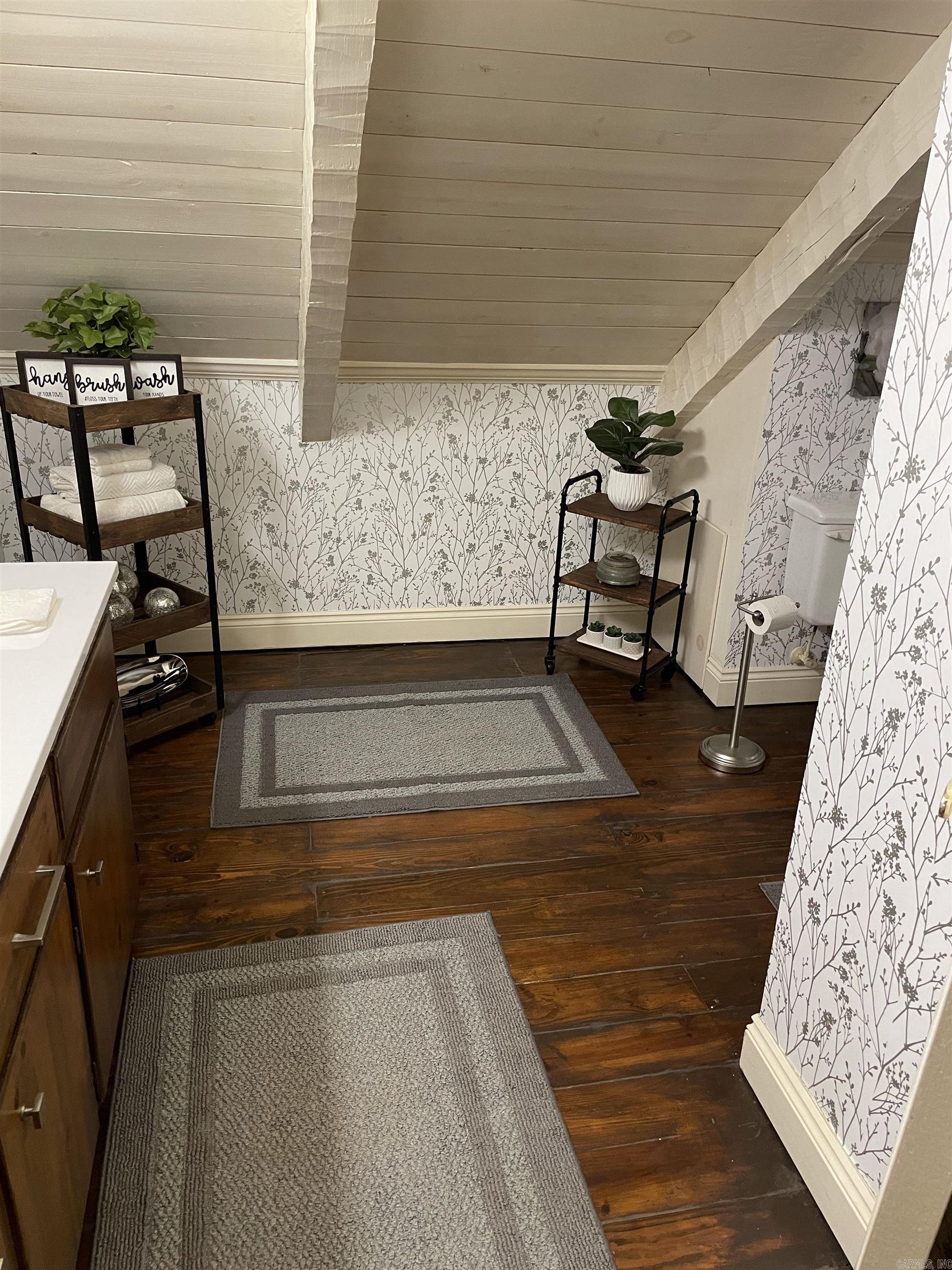 Metes & Bounds - Commercial Sale