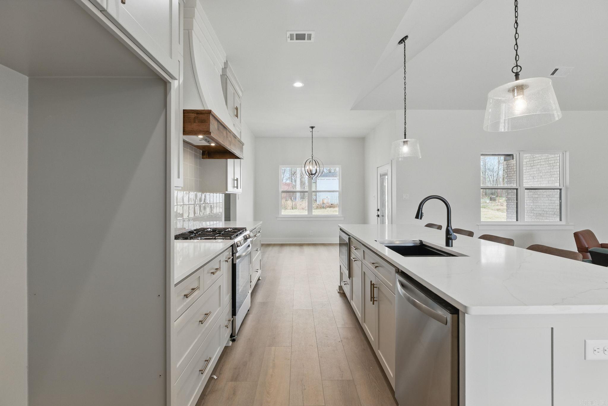 SARATOGA PLACE SUBDIVISION - Residential