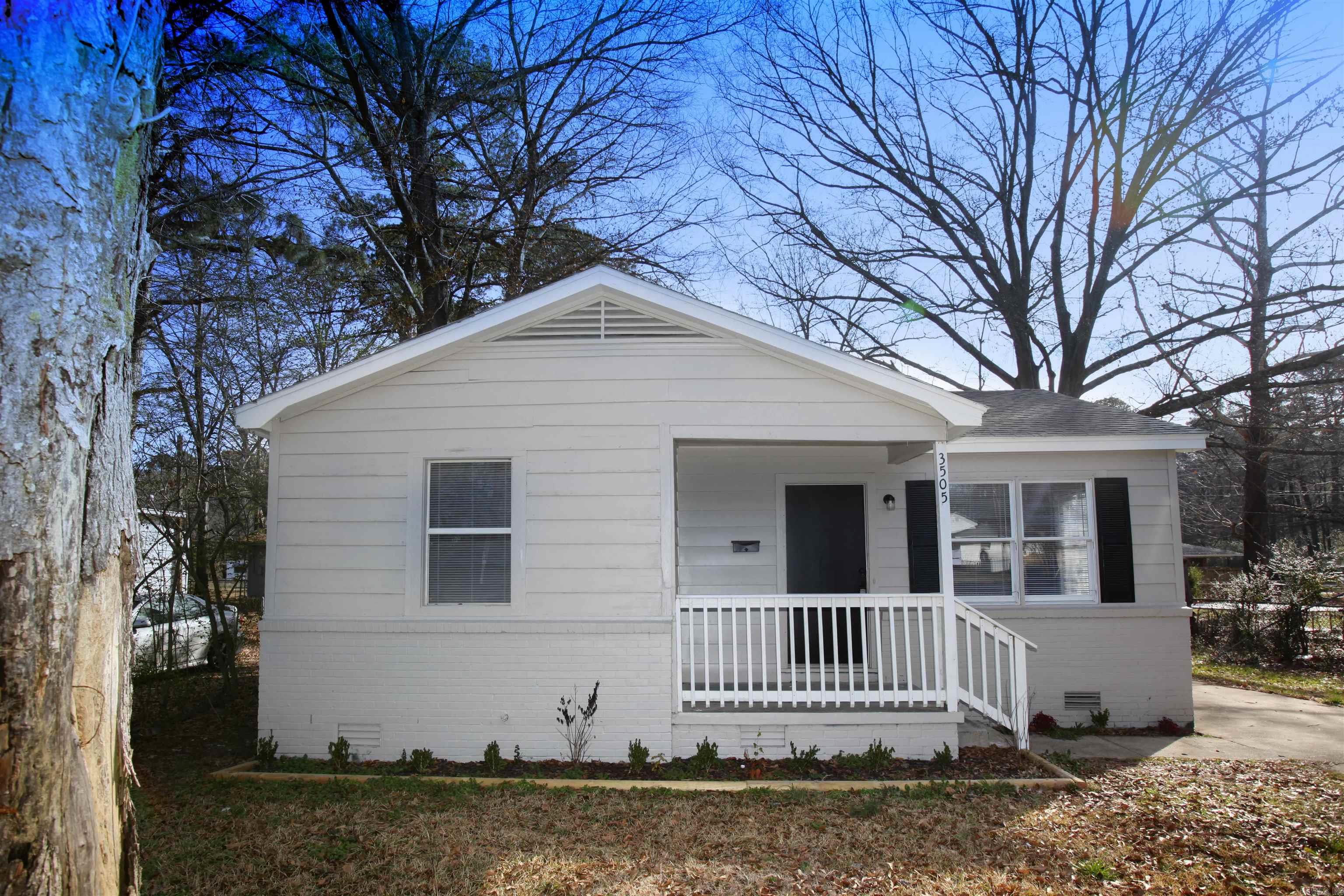 John Barrow 1L - Residential Lease