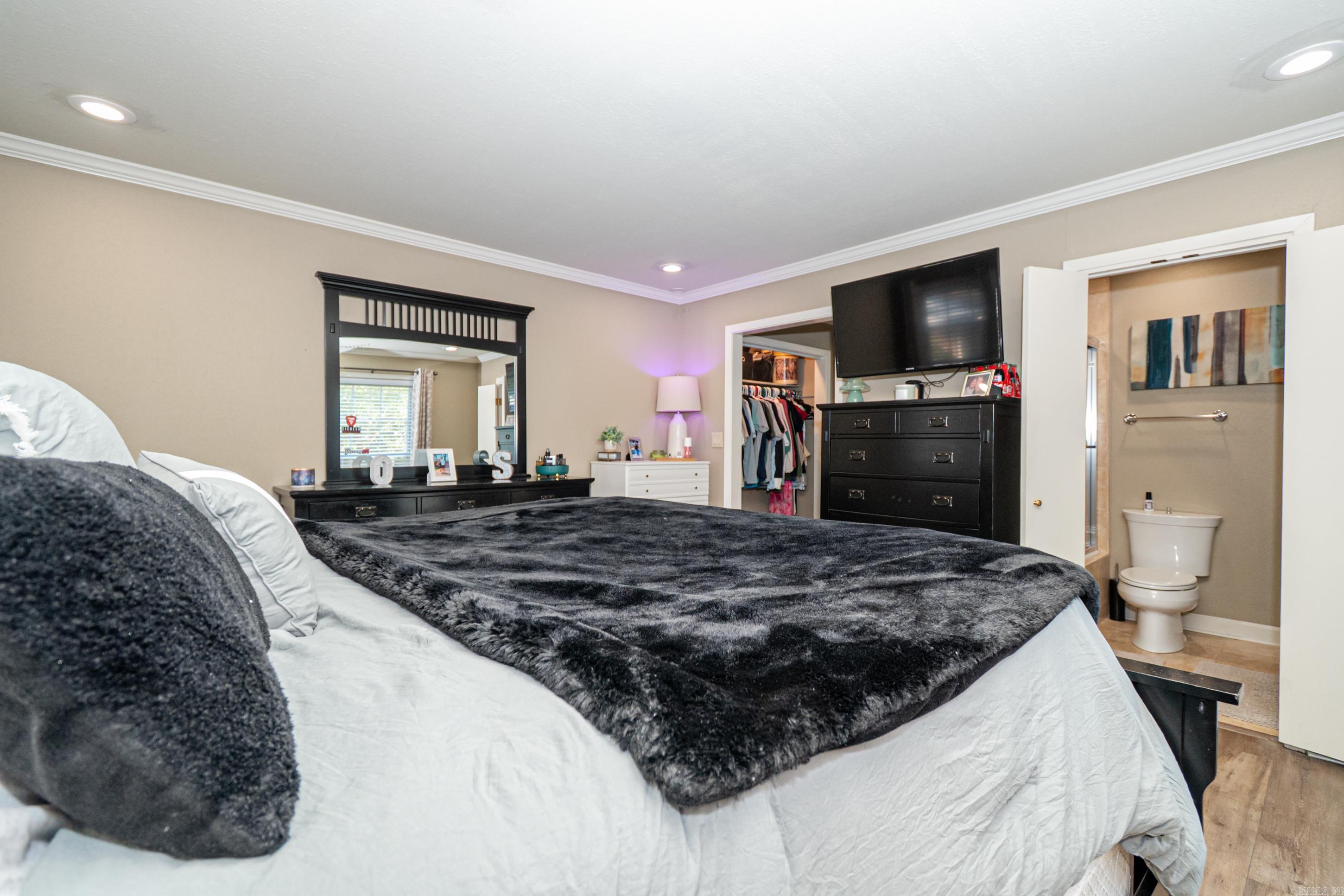 BRENTWOOD - Residential