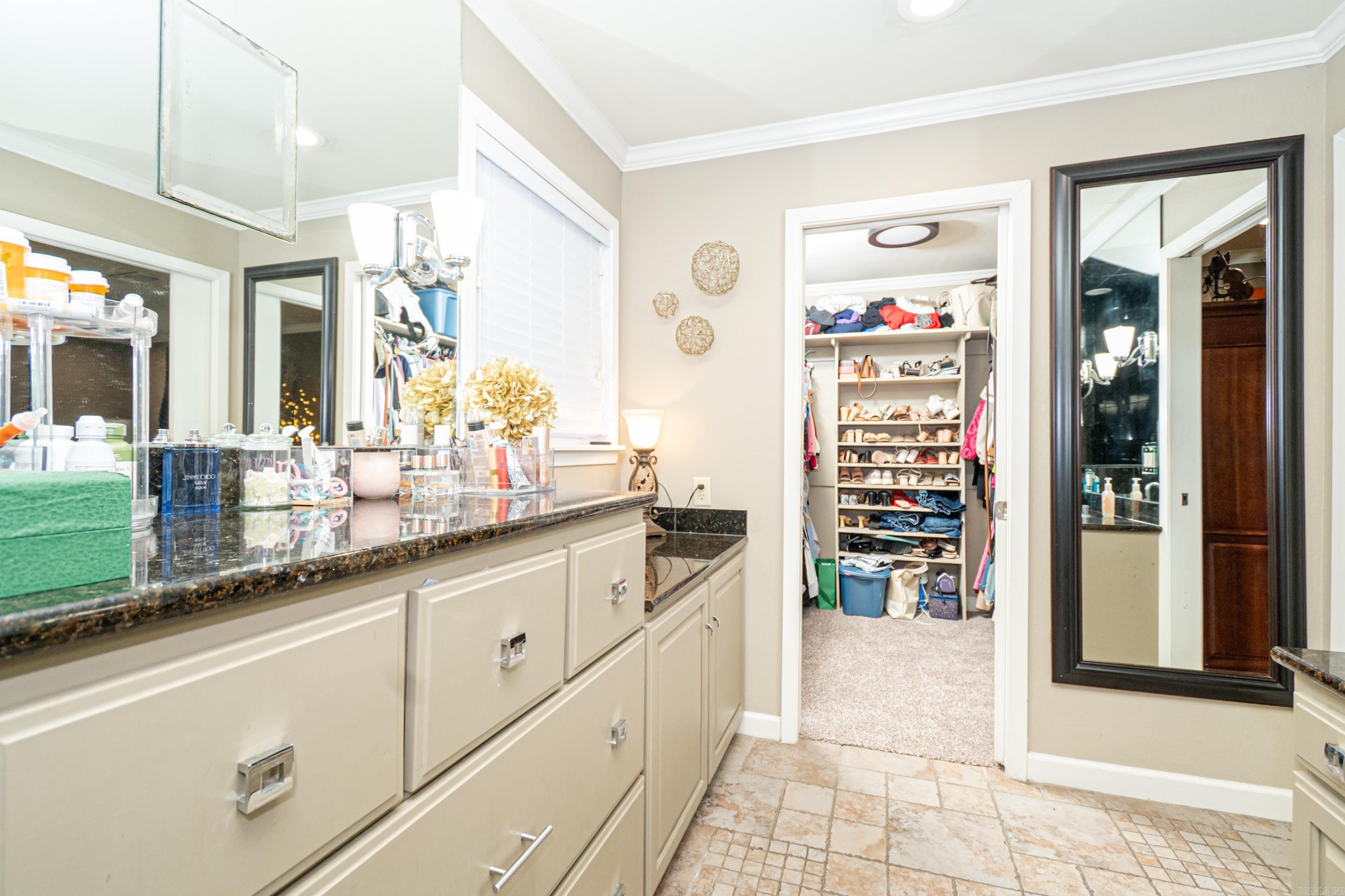 BRENTWOOD - Residential