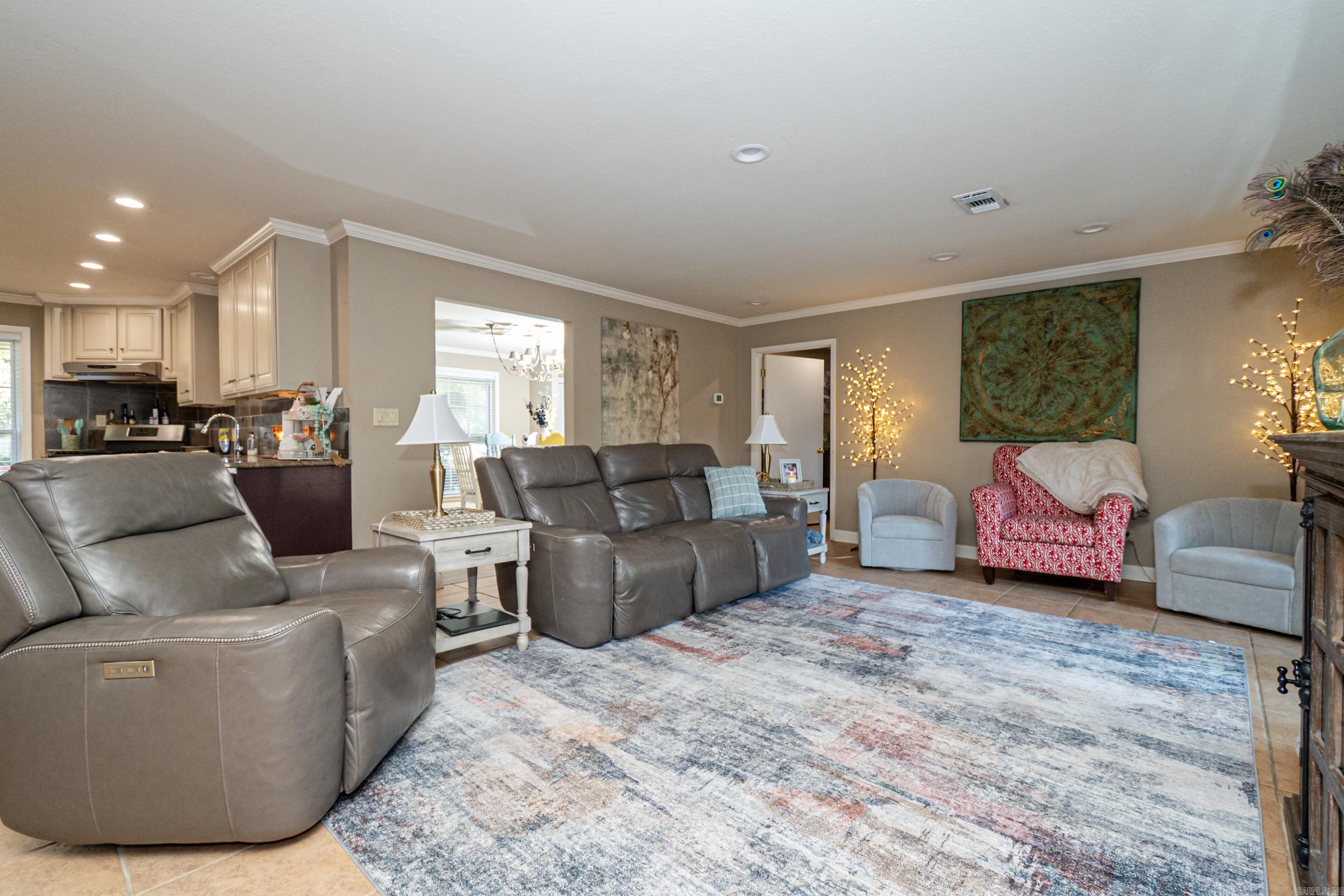 BRENTWOOD - Residential