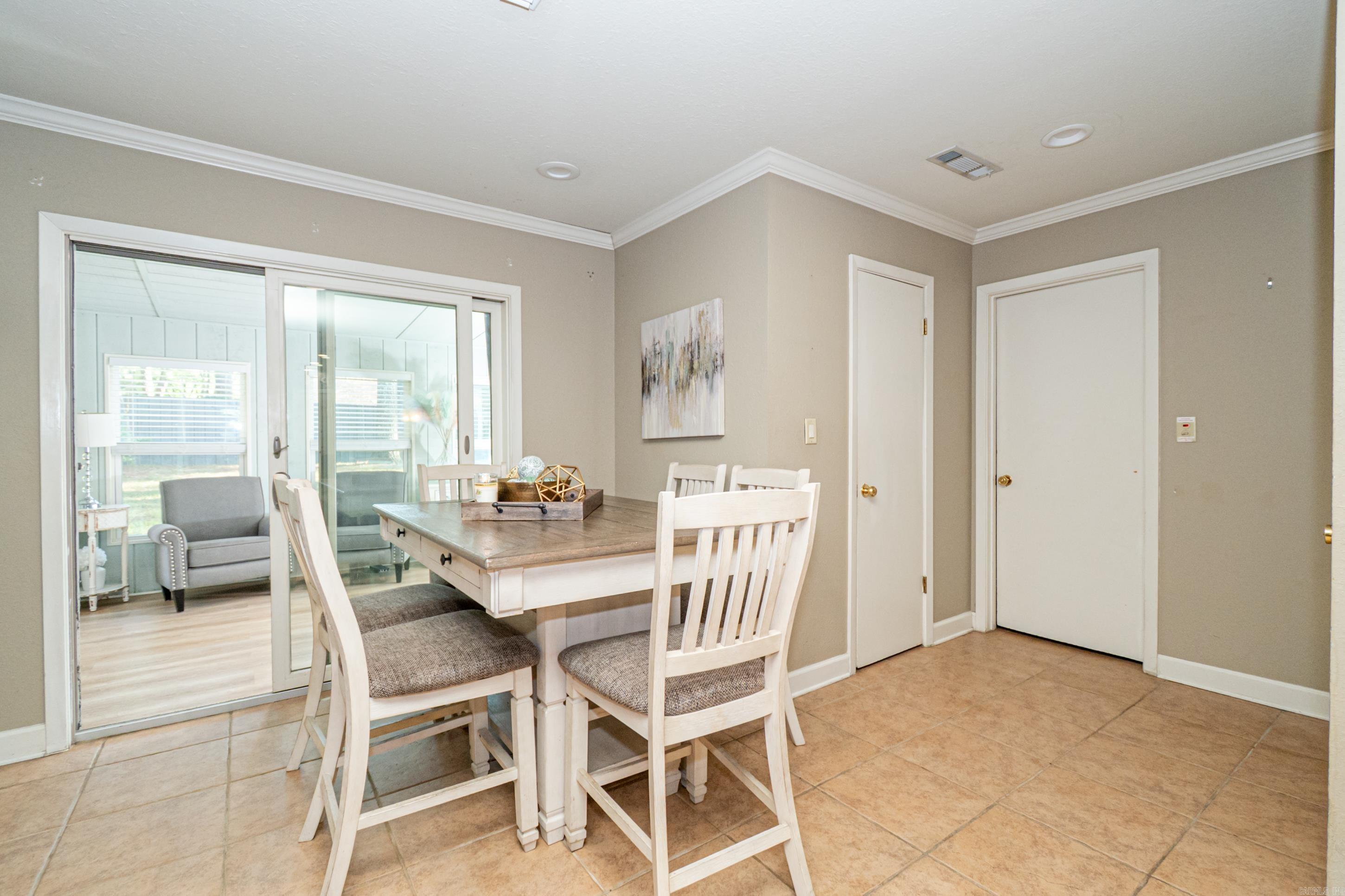BRENTWOOD - Residential
