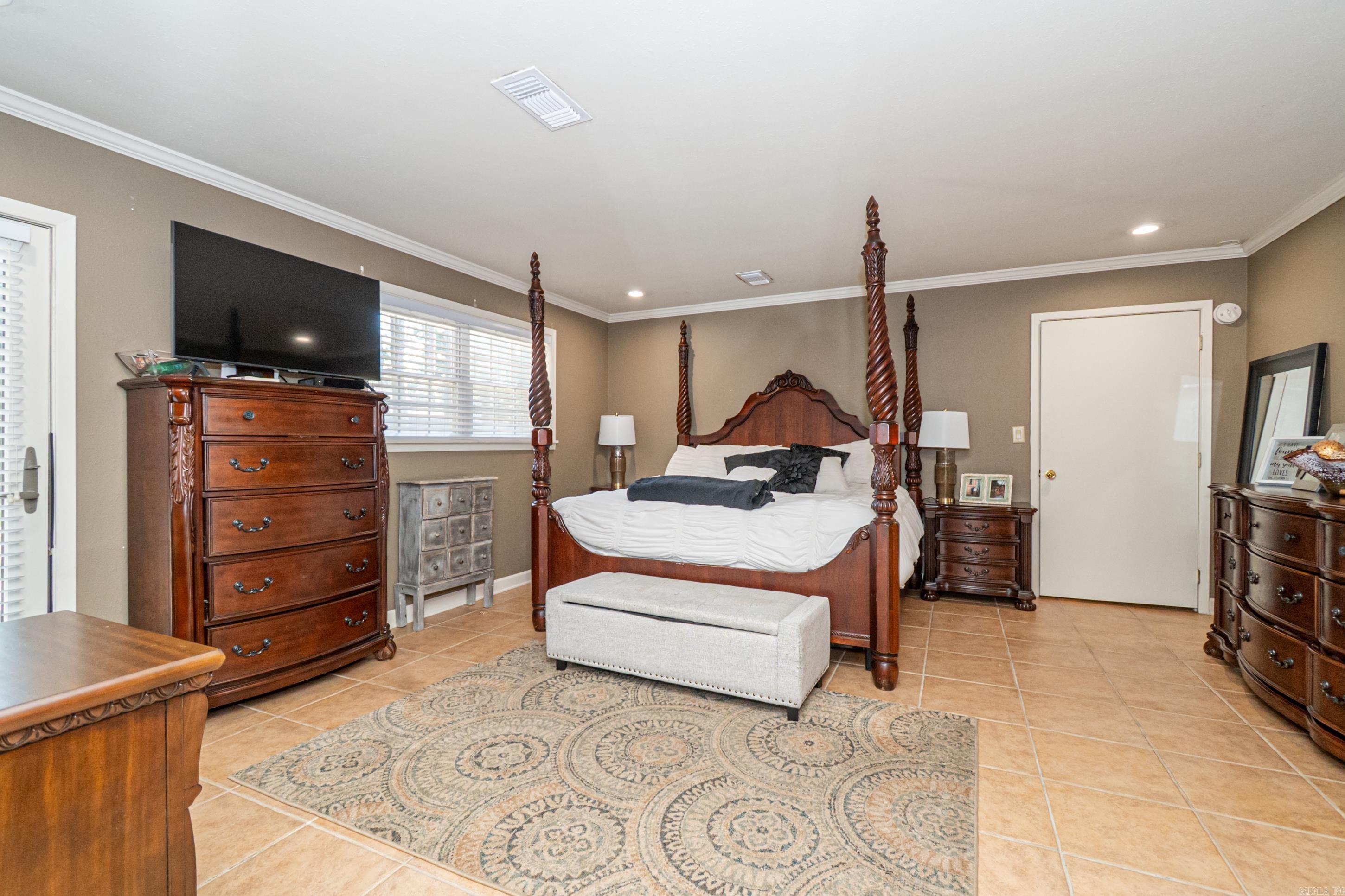 BRENTWOOD - Residential