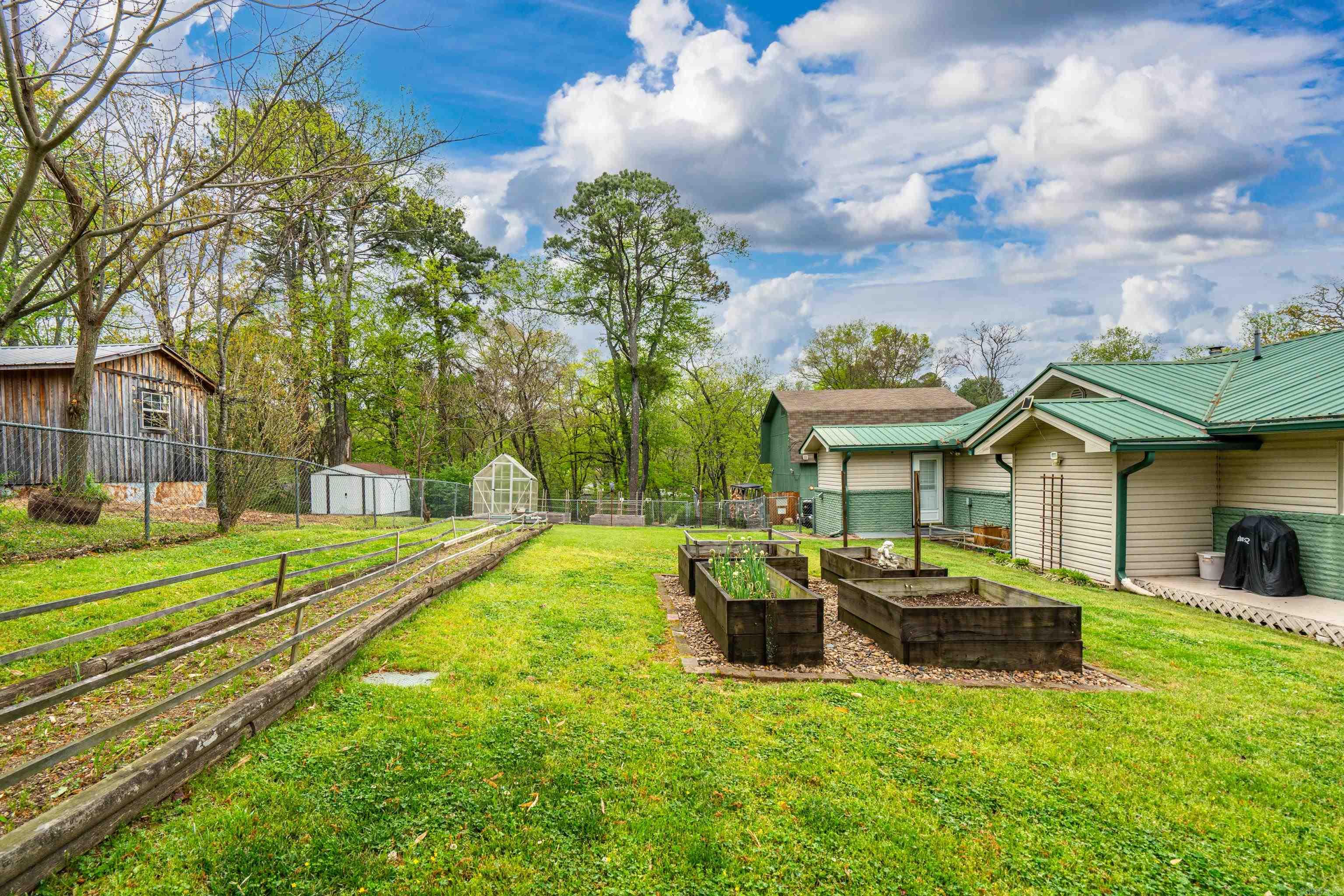 BUSCH PARK ADDITION - Residential