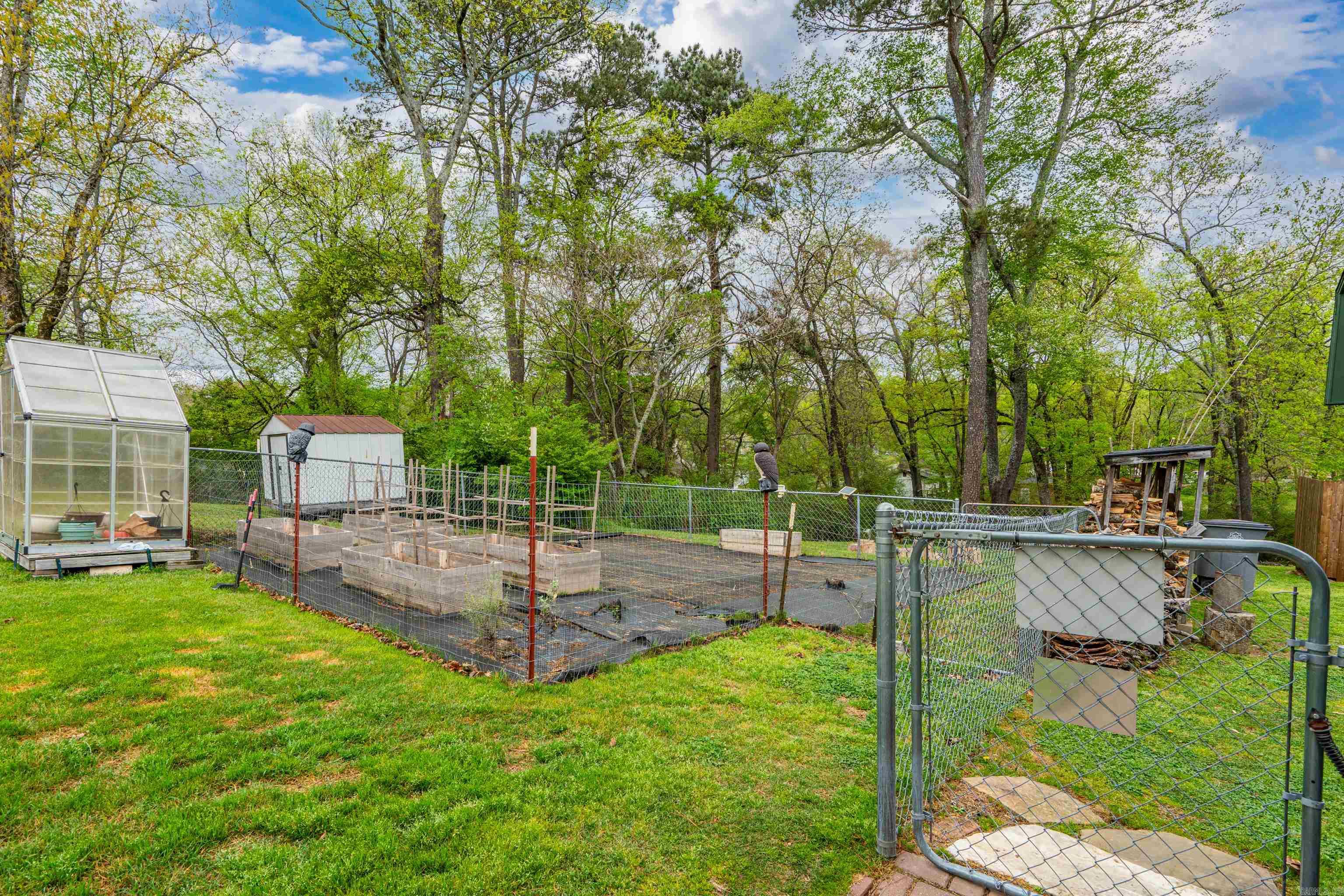 BUSCH PARK ADDITION - Residential