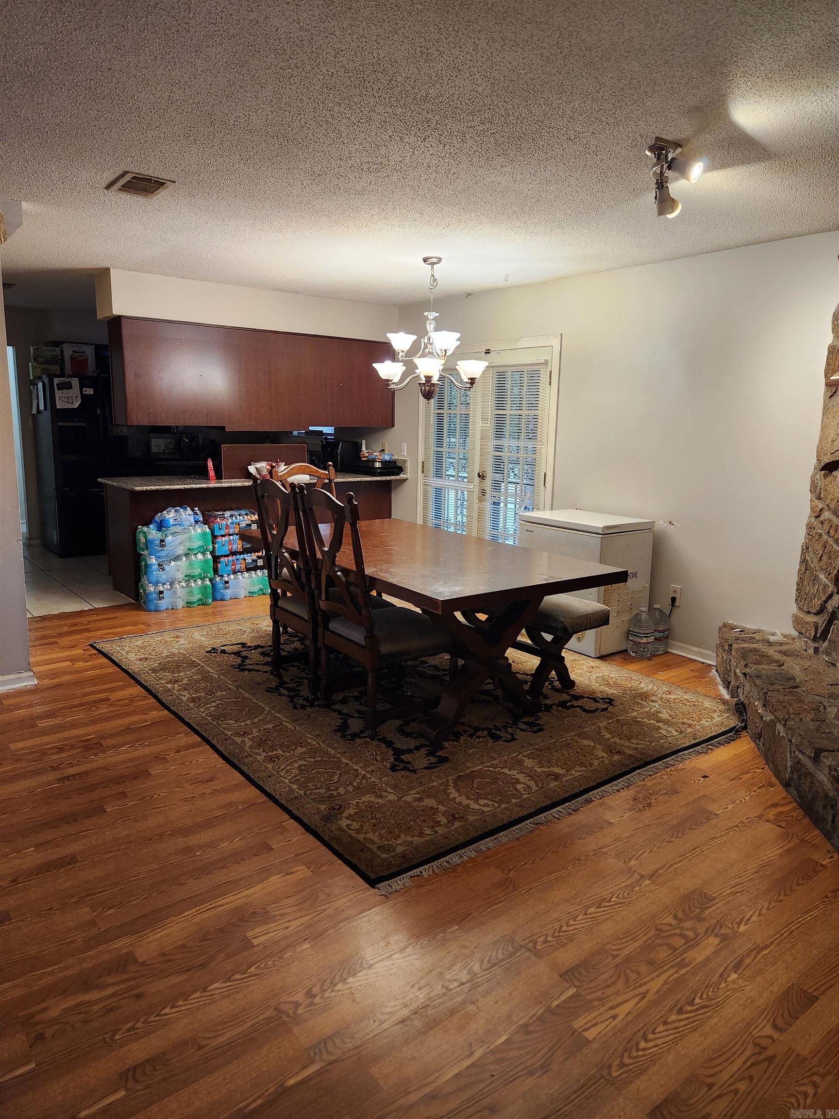 WOODLAND RIDGE - Residential