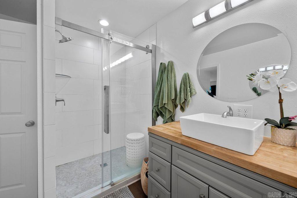 HSR BLK - Residential