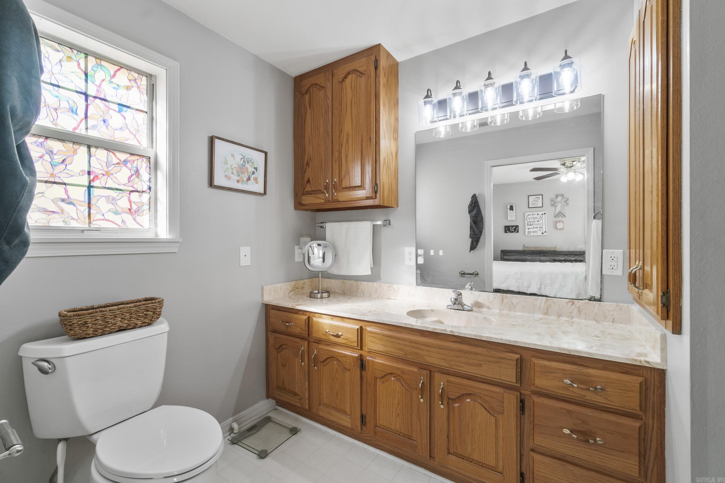 RIVER OAKS TRACE - Residential