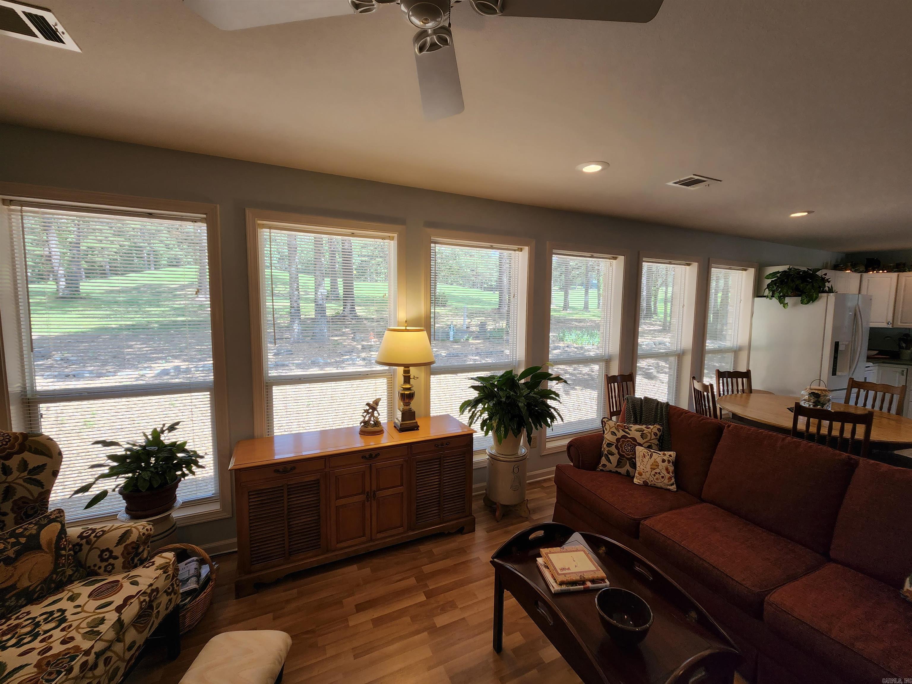 MOUNTAIN RANCH - Residential