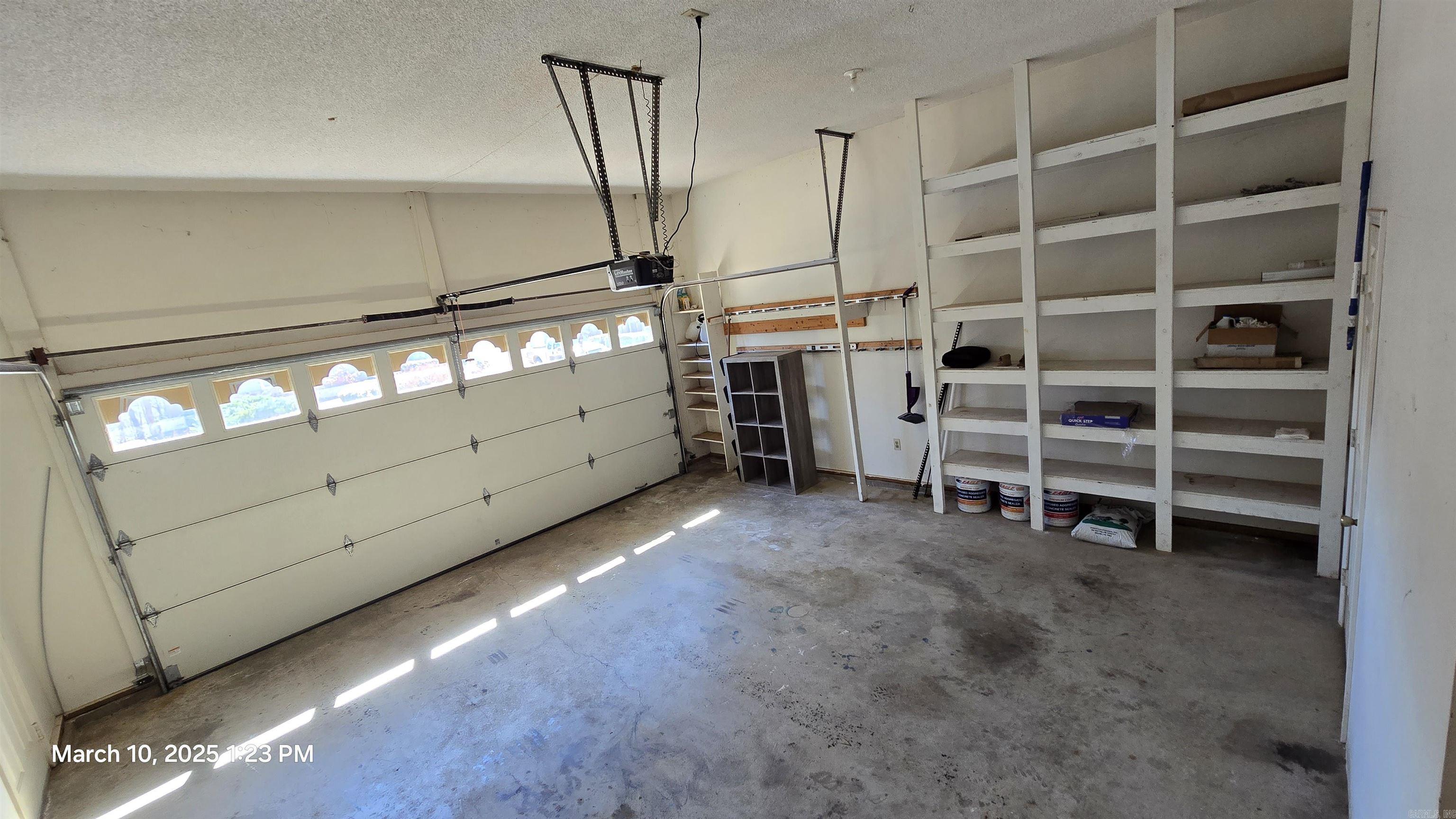 MOUNTAIN RANCH - Residential