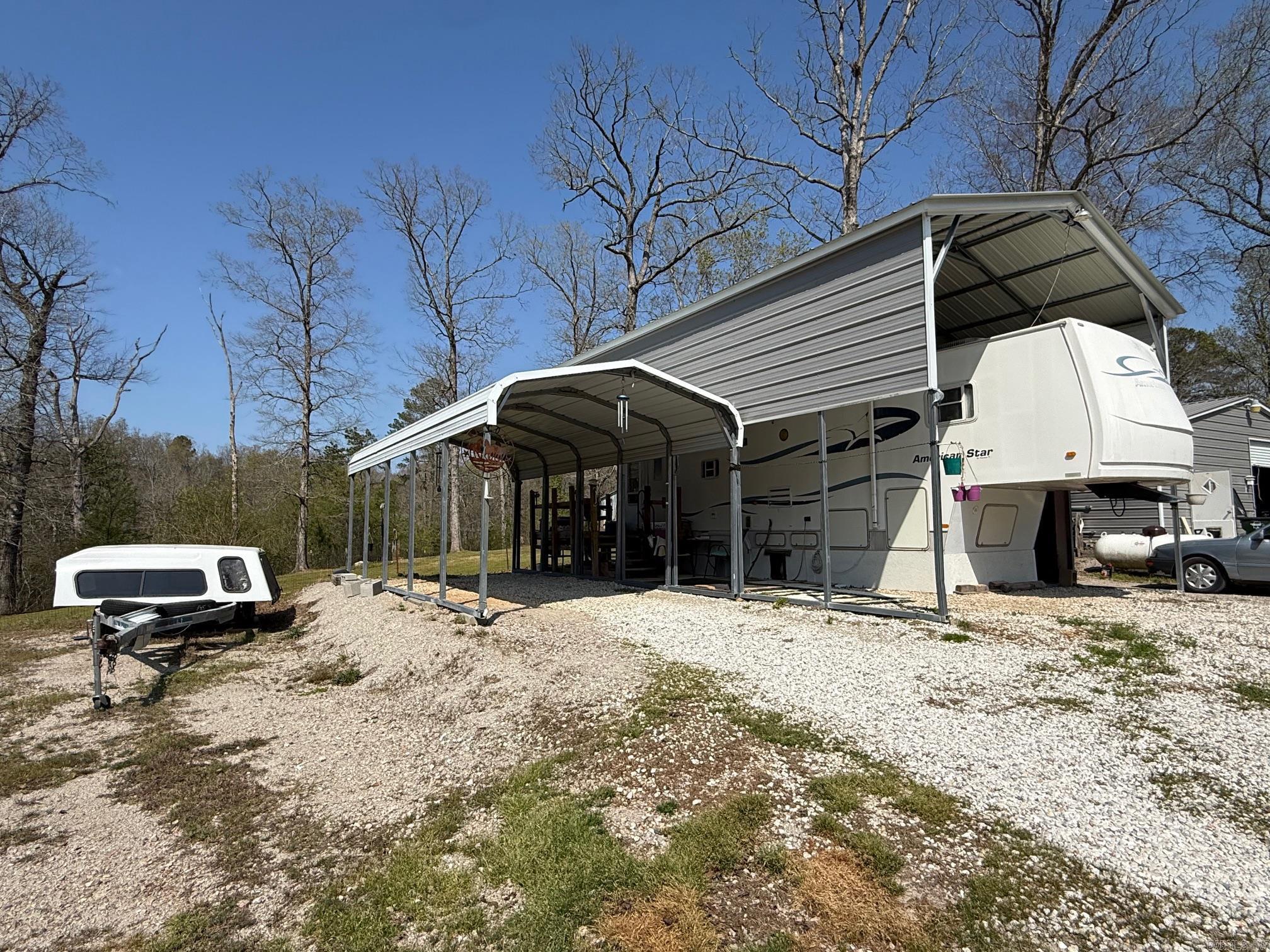 Metes & Bounds - Land