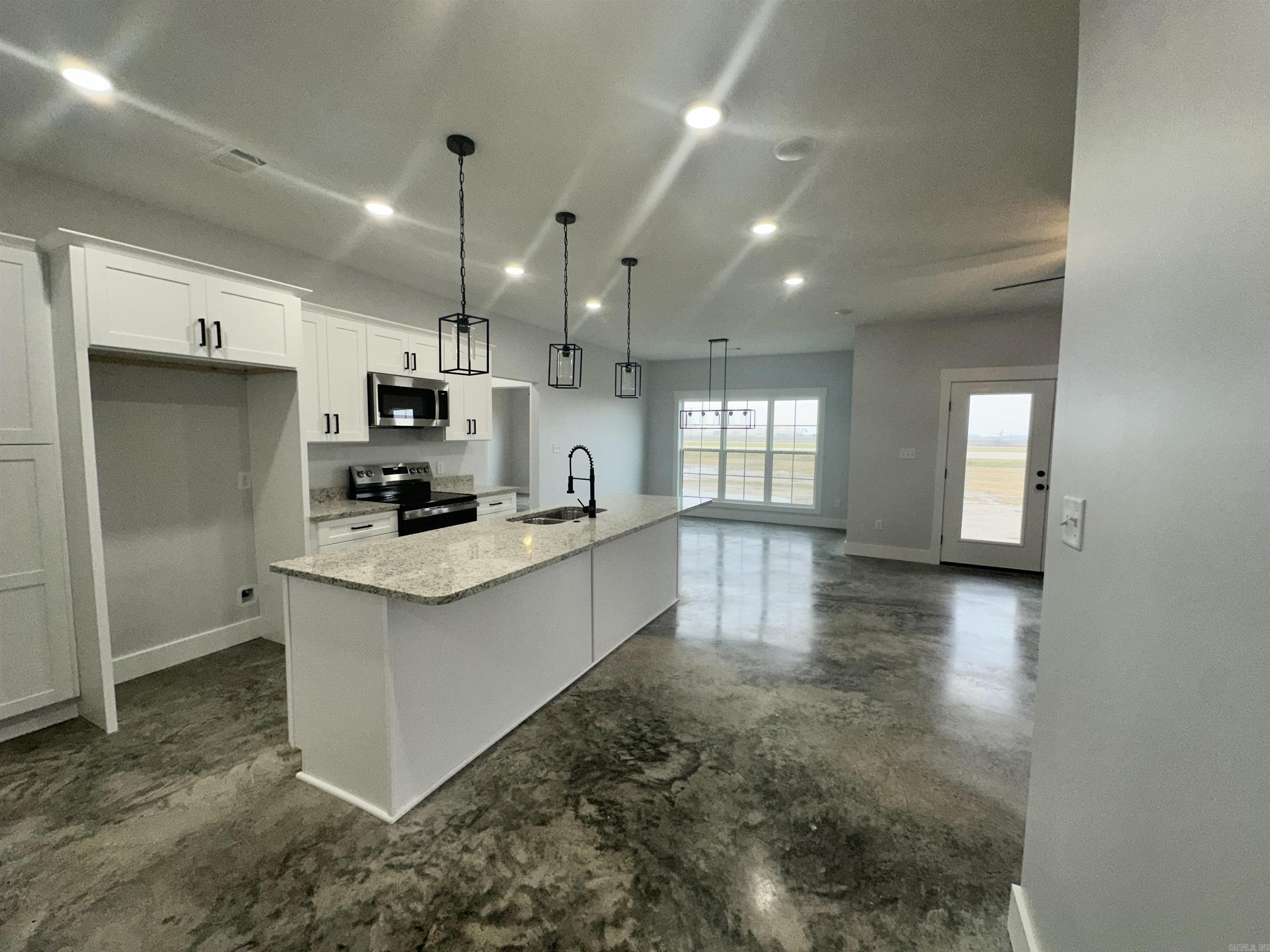 Diamond - Residential