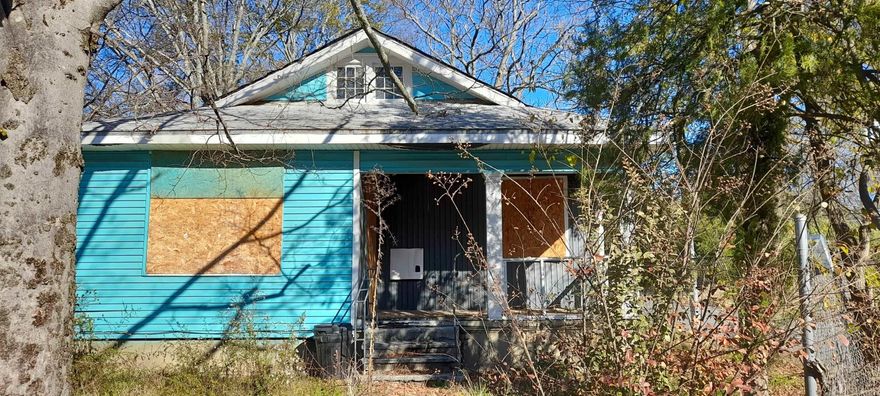 Potential in every beam at 4300 W 26th St. Stripped down to the studs, this property iS for seasoned investors or home builders.Only 4 minutes from the University of Arkansas.Seize this opportunity to invest wisely and transform this property into an asset. Contact us for details and viewings. Cash or Hard Money only.