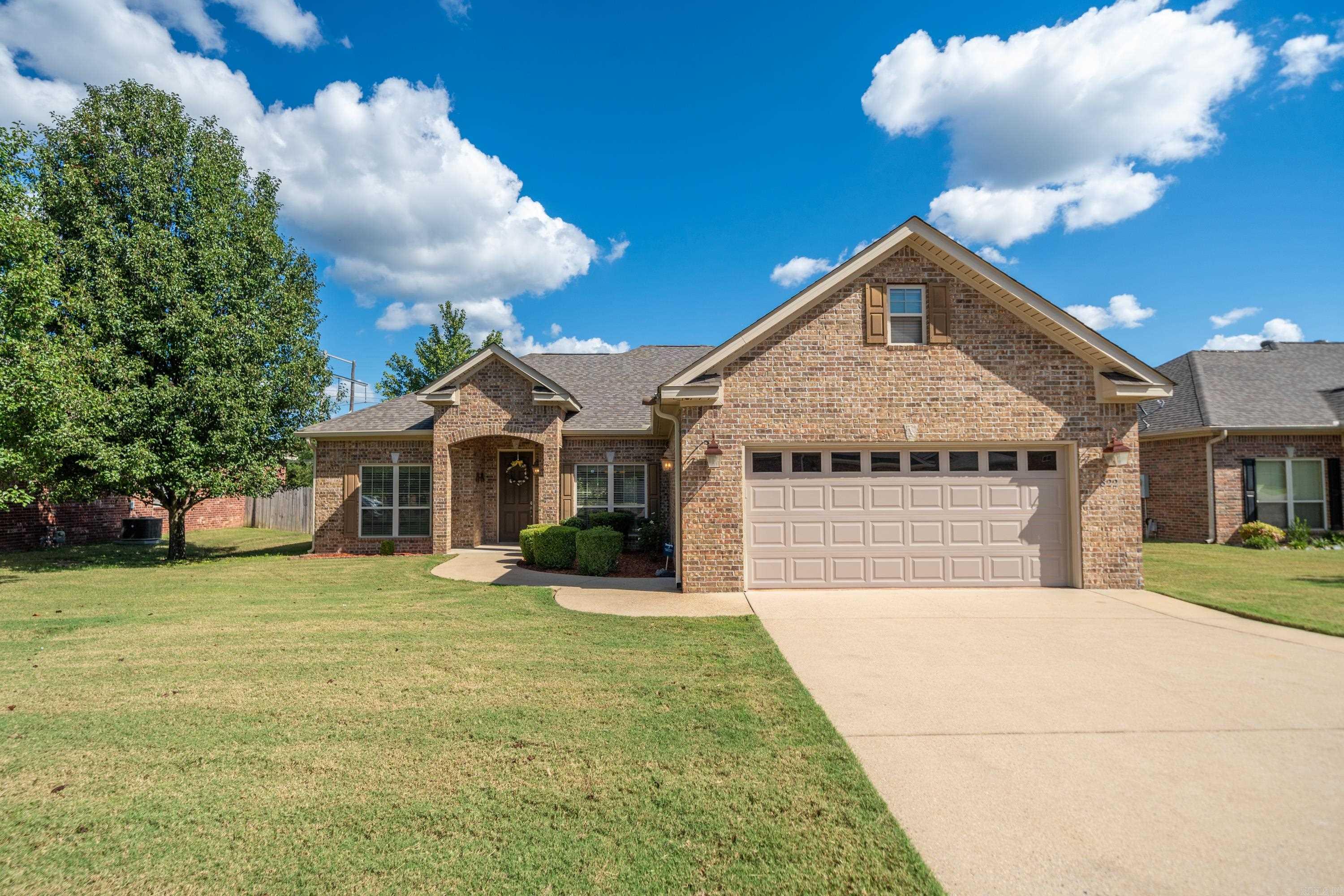 FOREST LAKES GARDEN HOMES - Residential
