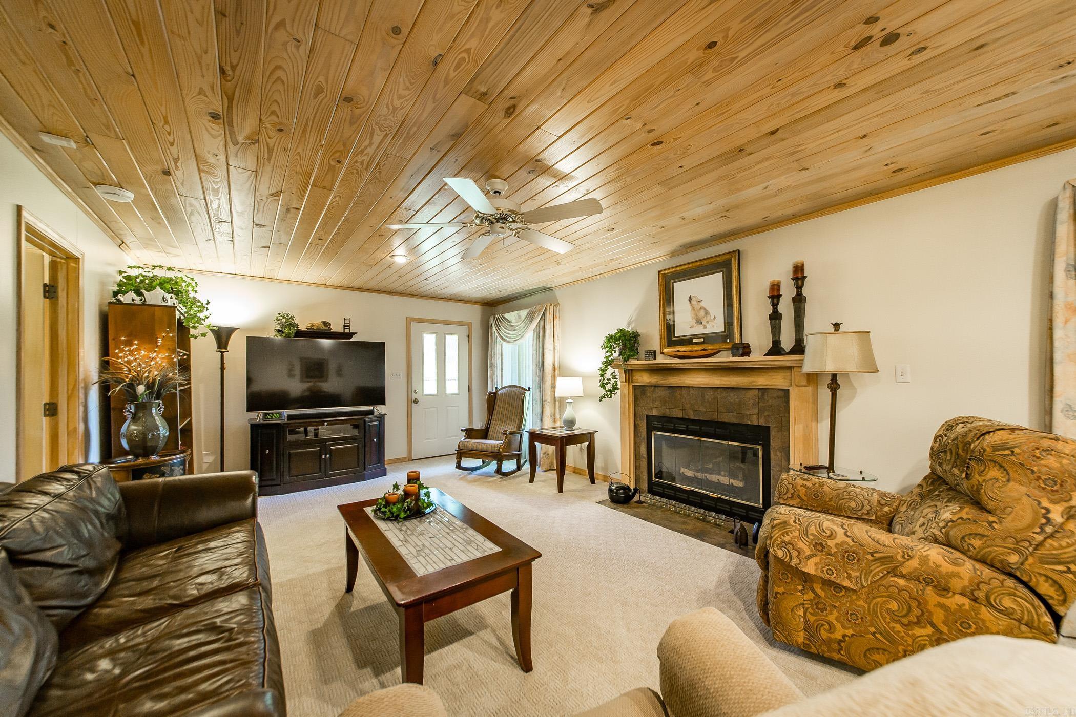 INDIAN HILLS - Residential