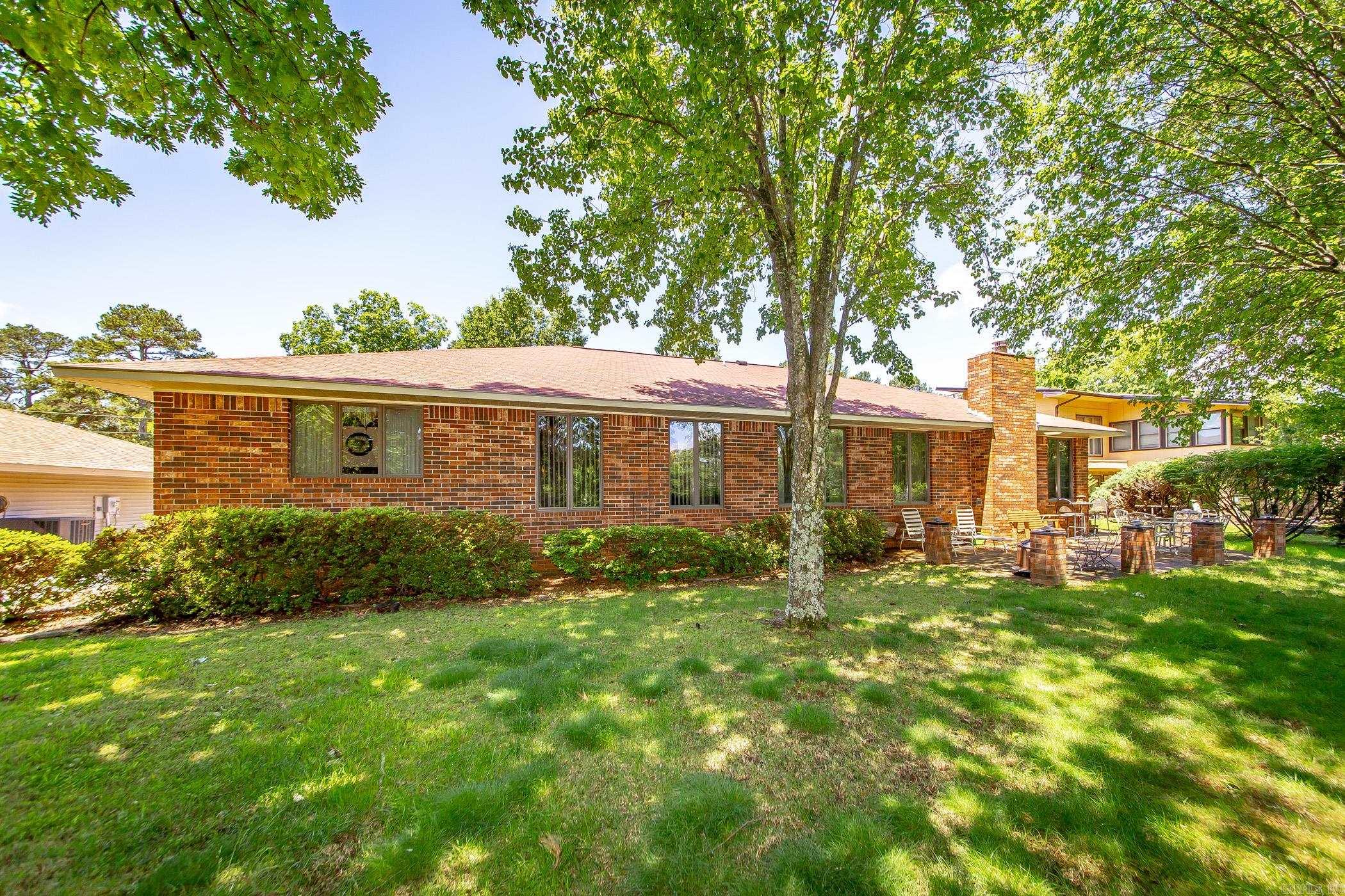 INDIAN HILLS - Residential