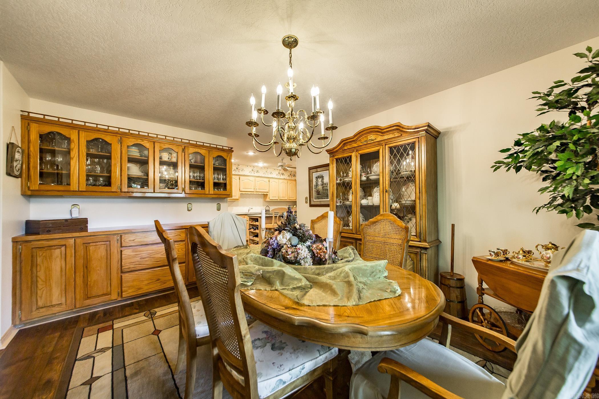 INDIAN HILLS - Residential
