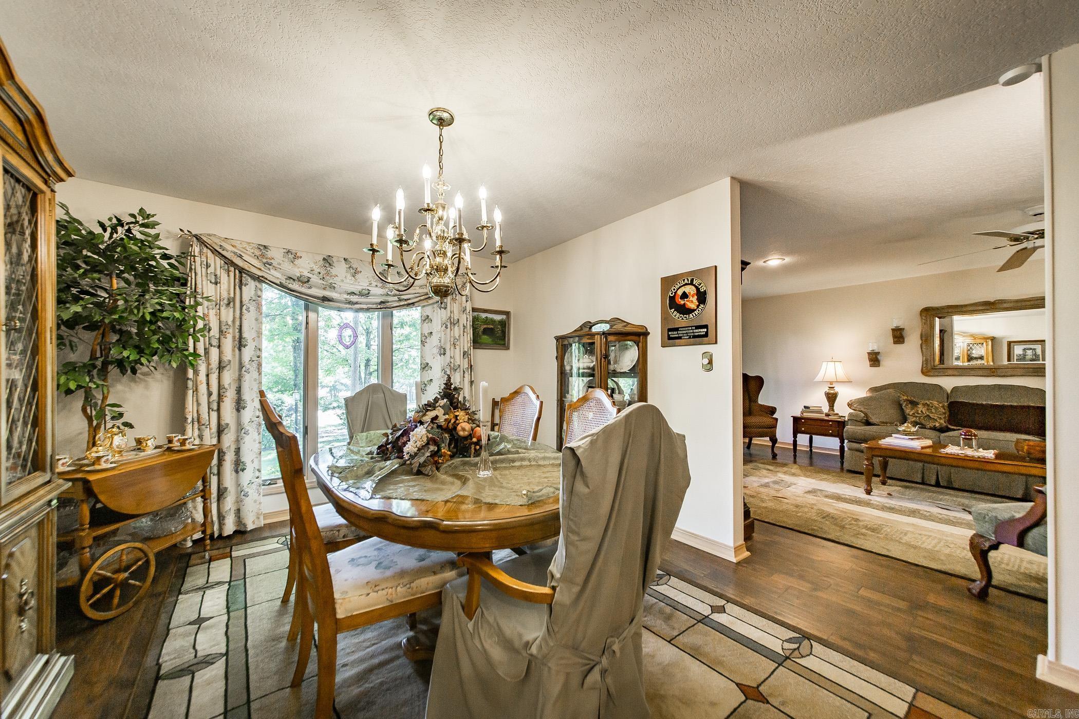 INDIAN HILLS - Residential