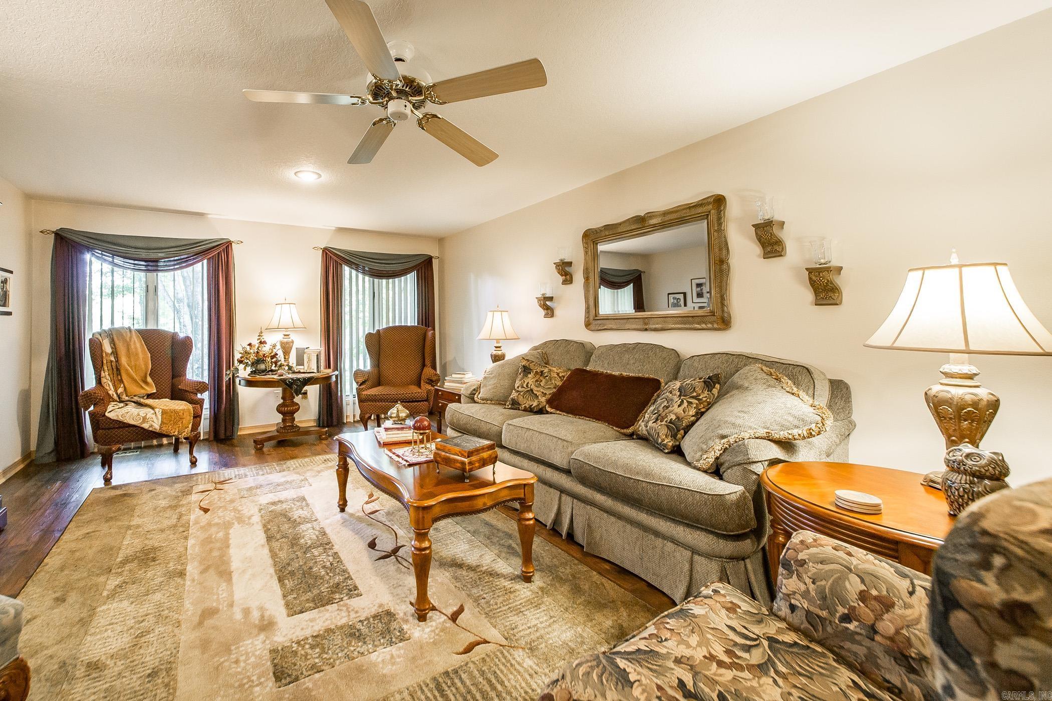 INDIAN HILLS - Residential