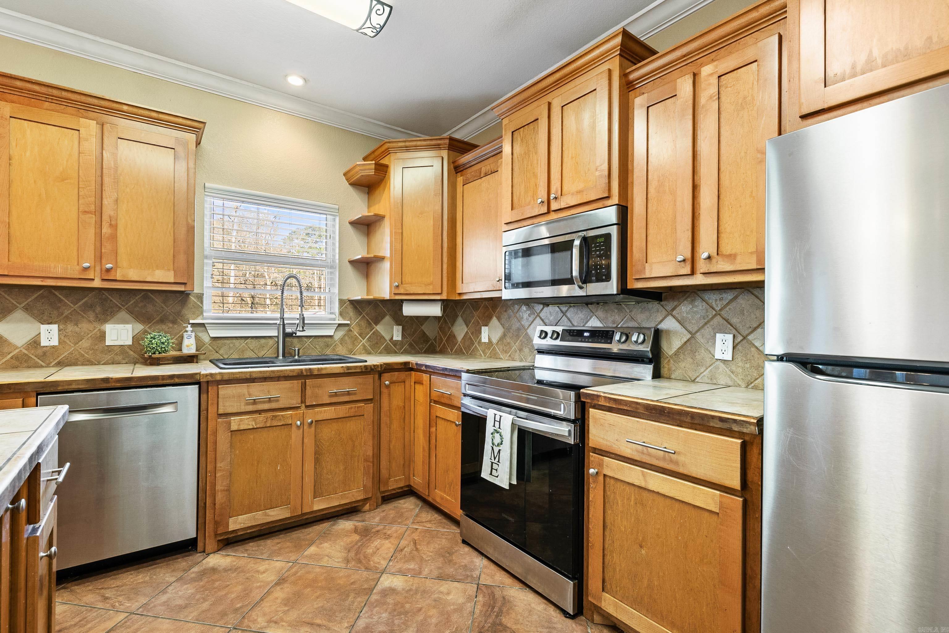 VALLEYCREST - Residential