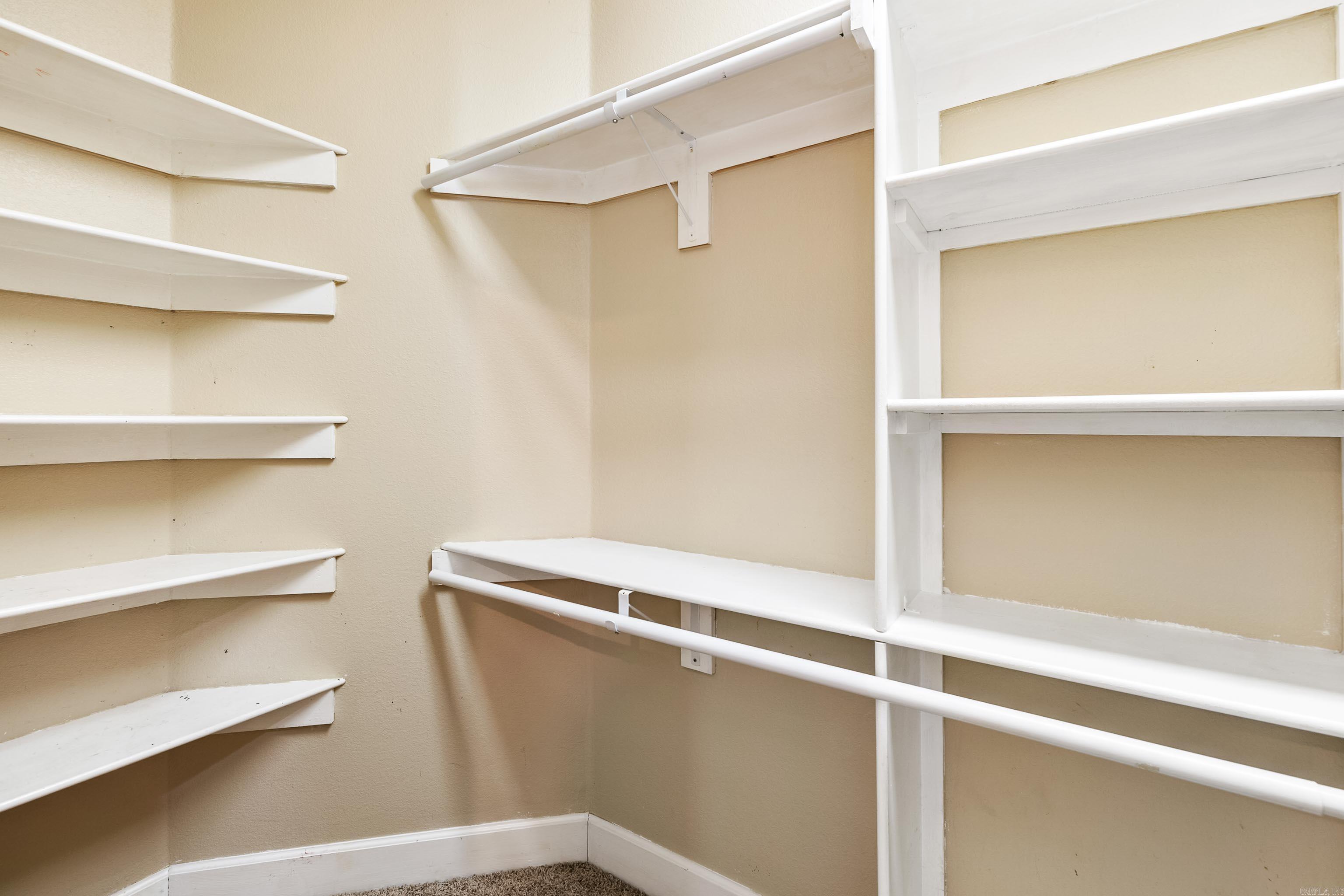 VALLEYCREST - Residential