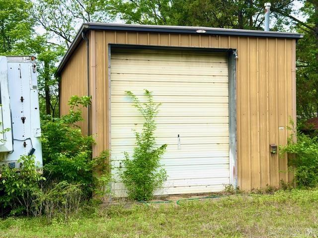 Bona - Commercial Sale