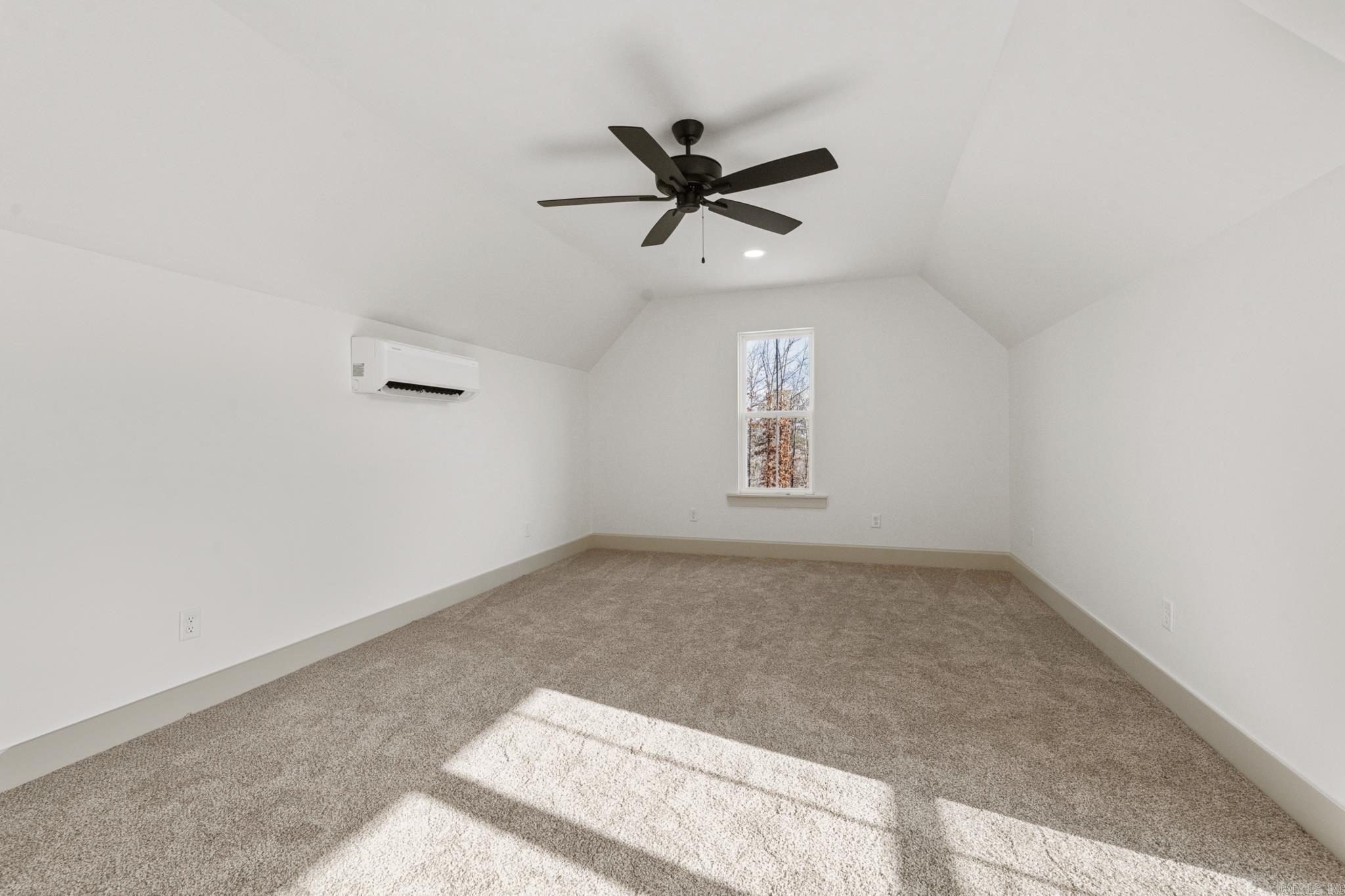 MILLERS RIDGE ESTATES - Residential