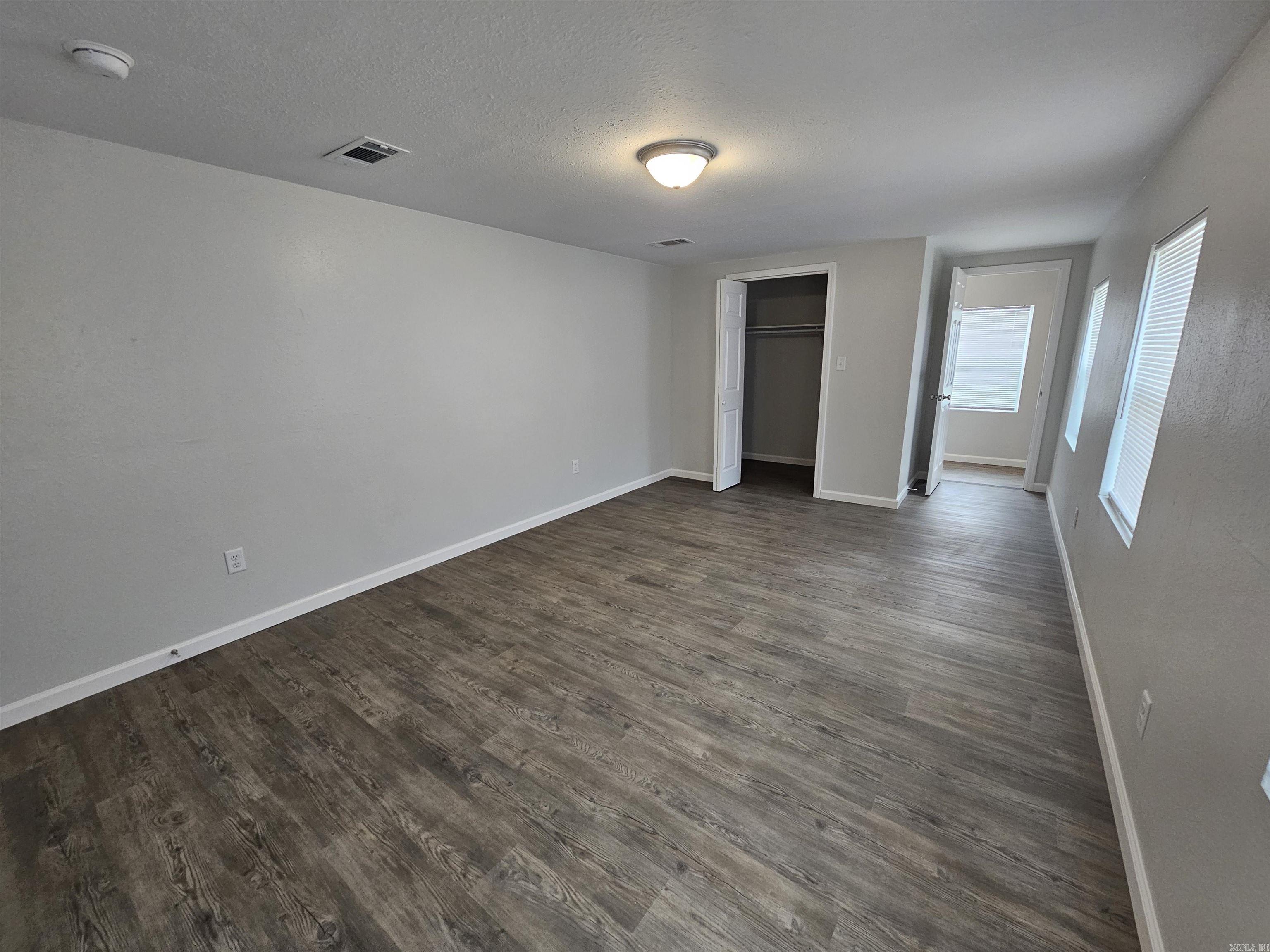 Poes - Residential