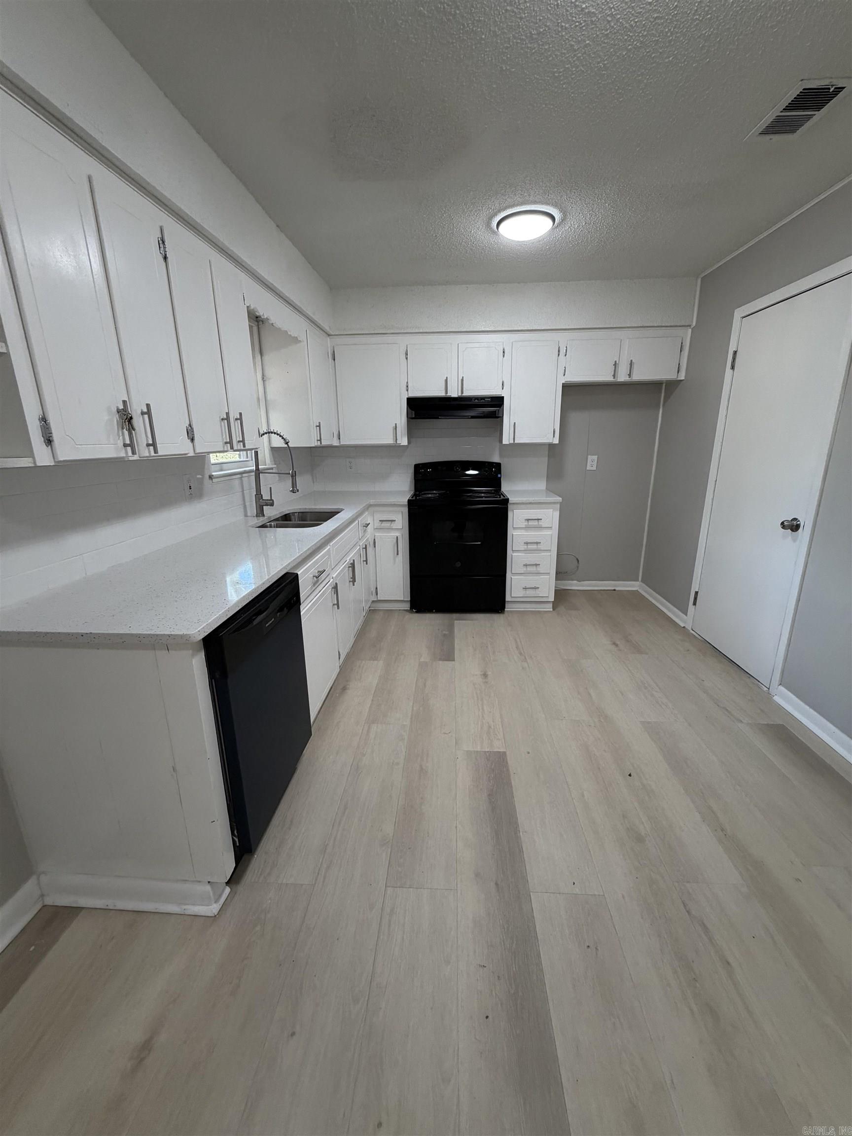 Meadowcliff - Residential Lease