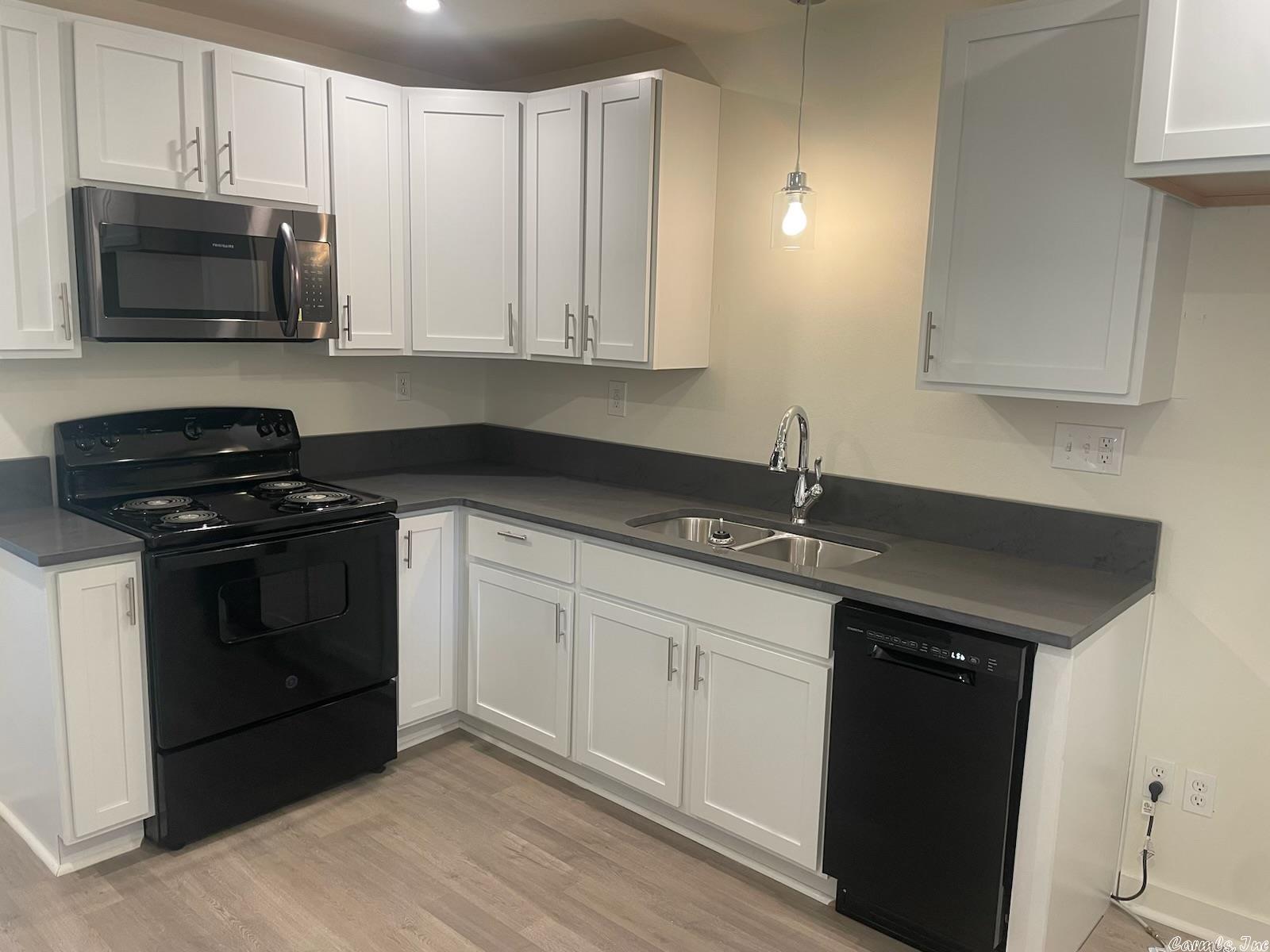 Desoto Terrace - Residential Lease