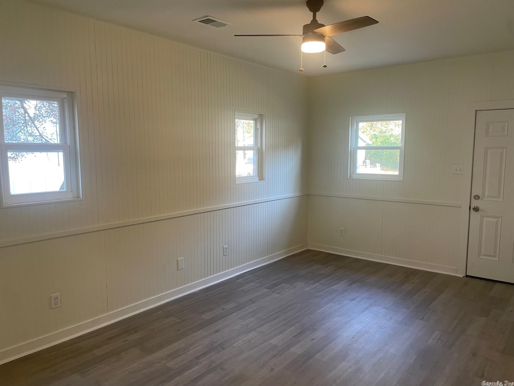 Desoto Terrace - Residential Lease