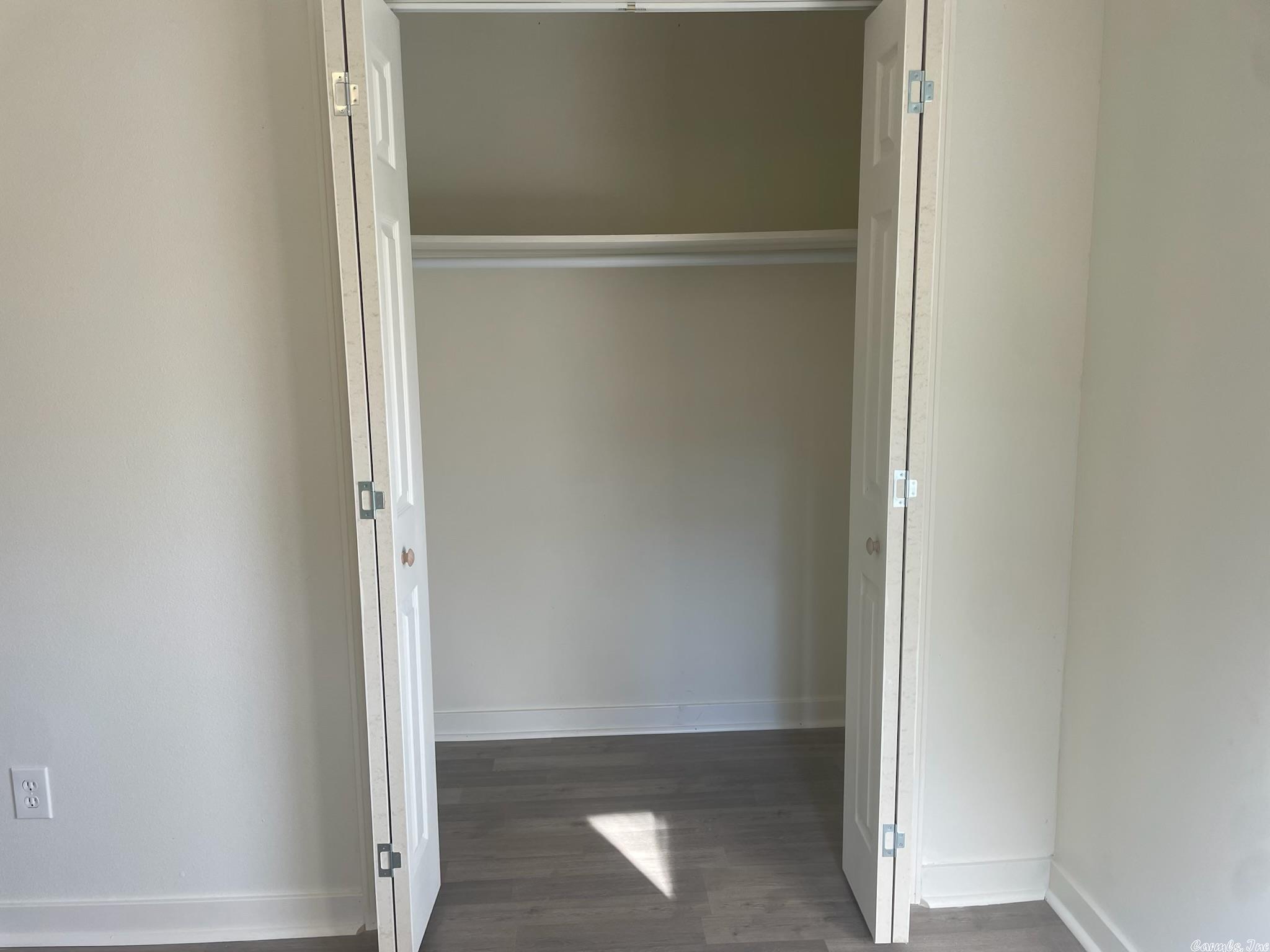 Desoto Terrace - Residential Lease