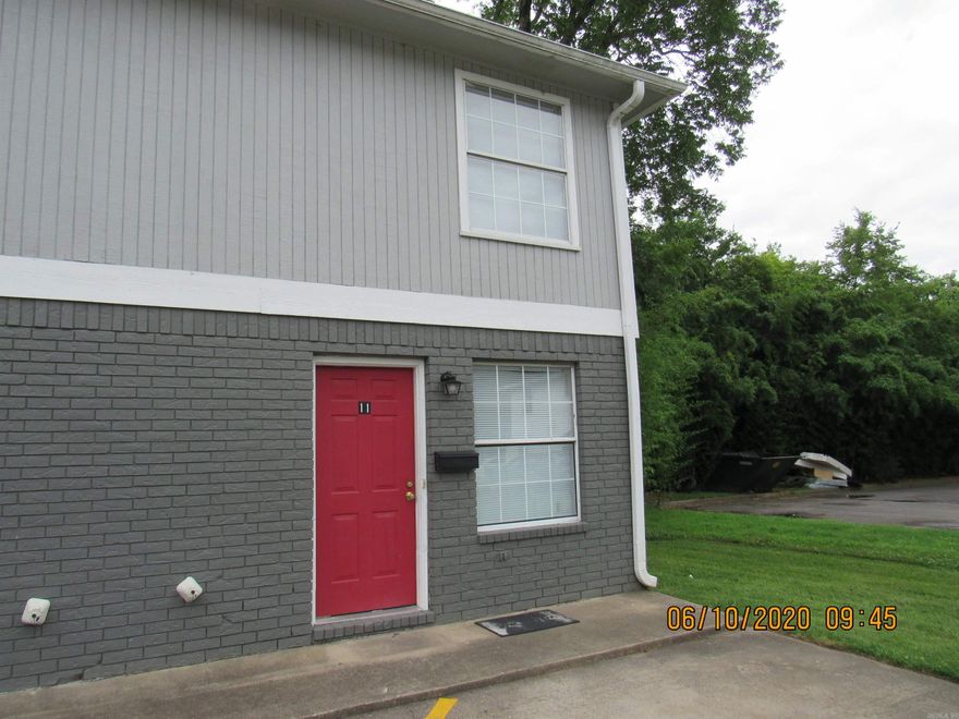 Updated townhome with ceramic tile floors downstairs and carpet upstairs, newer paint, newer appliances, newer fixtures, and more. Kitchen comes complete with refrigerator, washer & dryer, and built-in microwave, 1/2 bath down, upstairs offers 2 bedrooms and 1 full bath. No Pets, All electric, close to downtown. ***WE DO NOT ADVERTISE ON FACEBOOK MARKETPLACE OR CRAIGSLIST - ANY LISTING OF OURS SEEN THERE IS A SCAM***